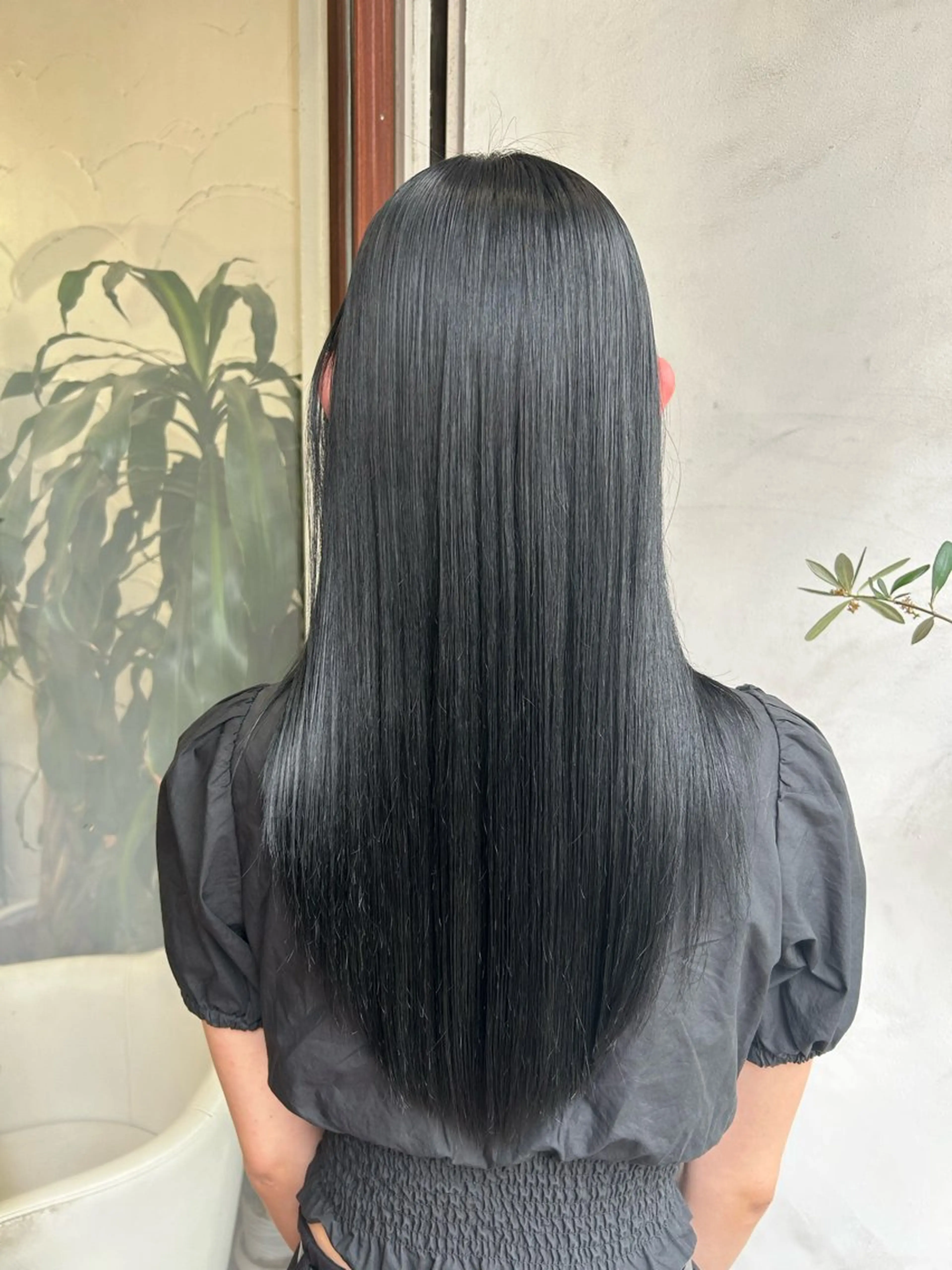 ロング カラー 黒髪 韓国風ヘア ロング ヘアカラー トリートメント 岩田 ひより🦄💜のヘアスタイル