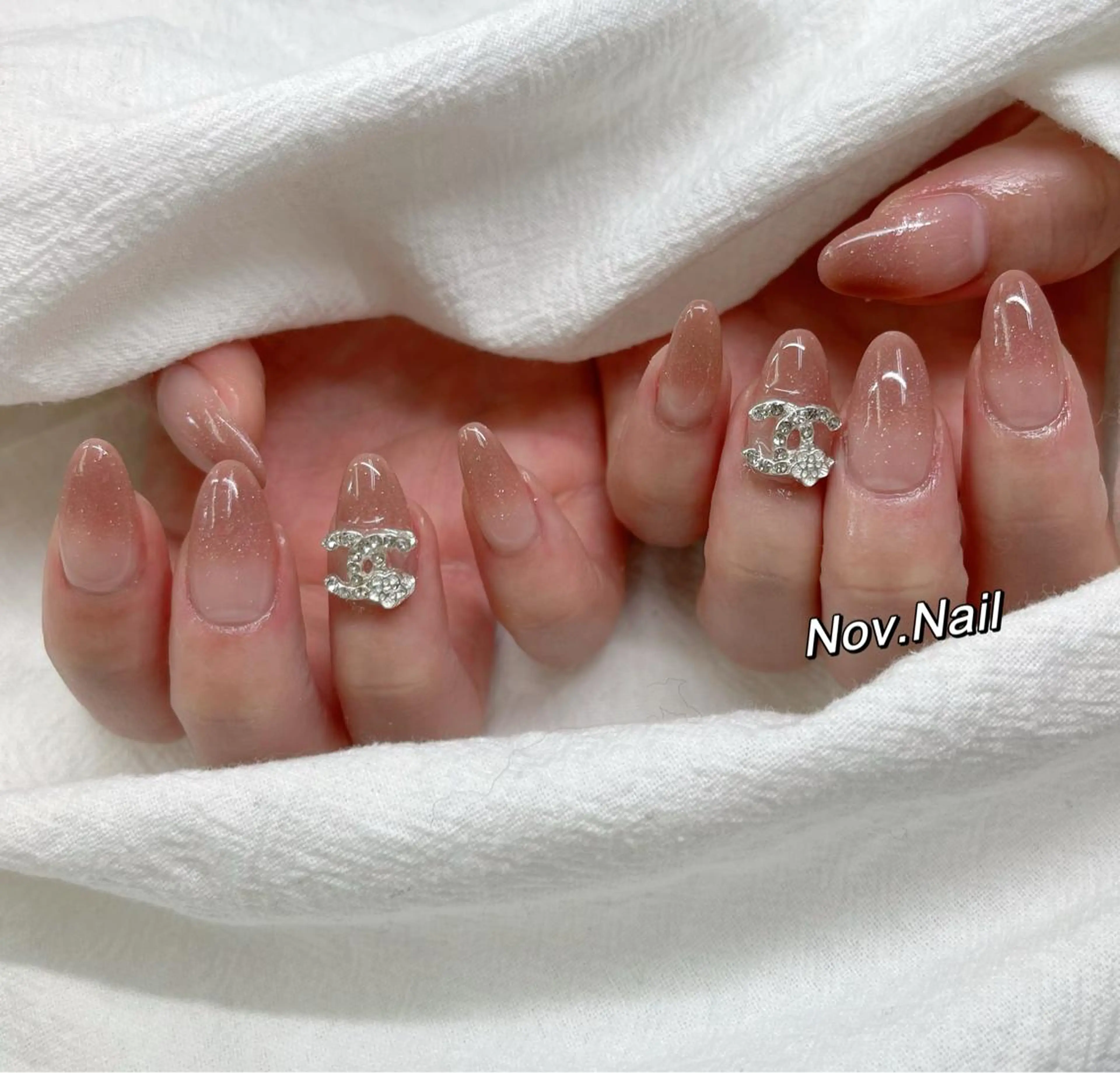 ネイル Nov. ネイルサロンのネイルデザイン