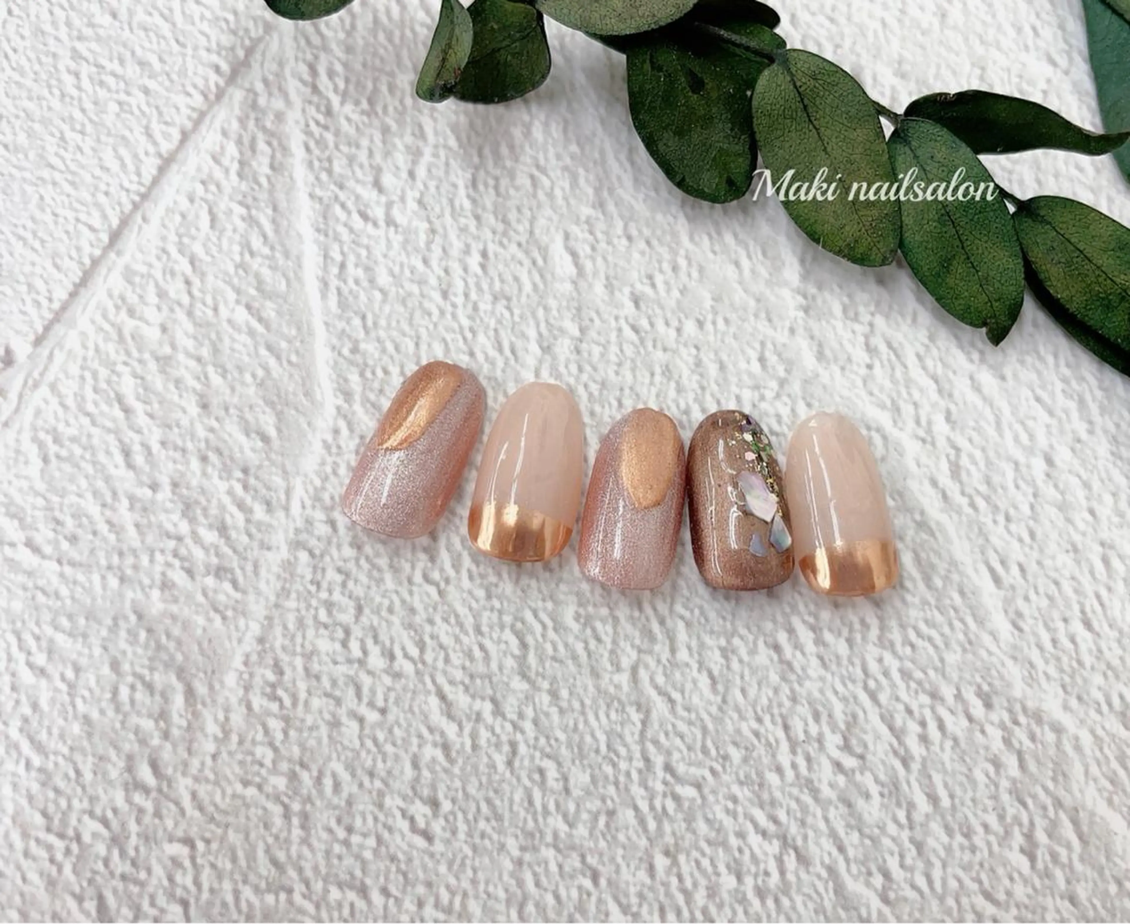 ネイル ハンドネイル マキ ネイルサロンのネイルデザイン