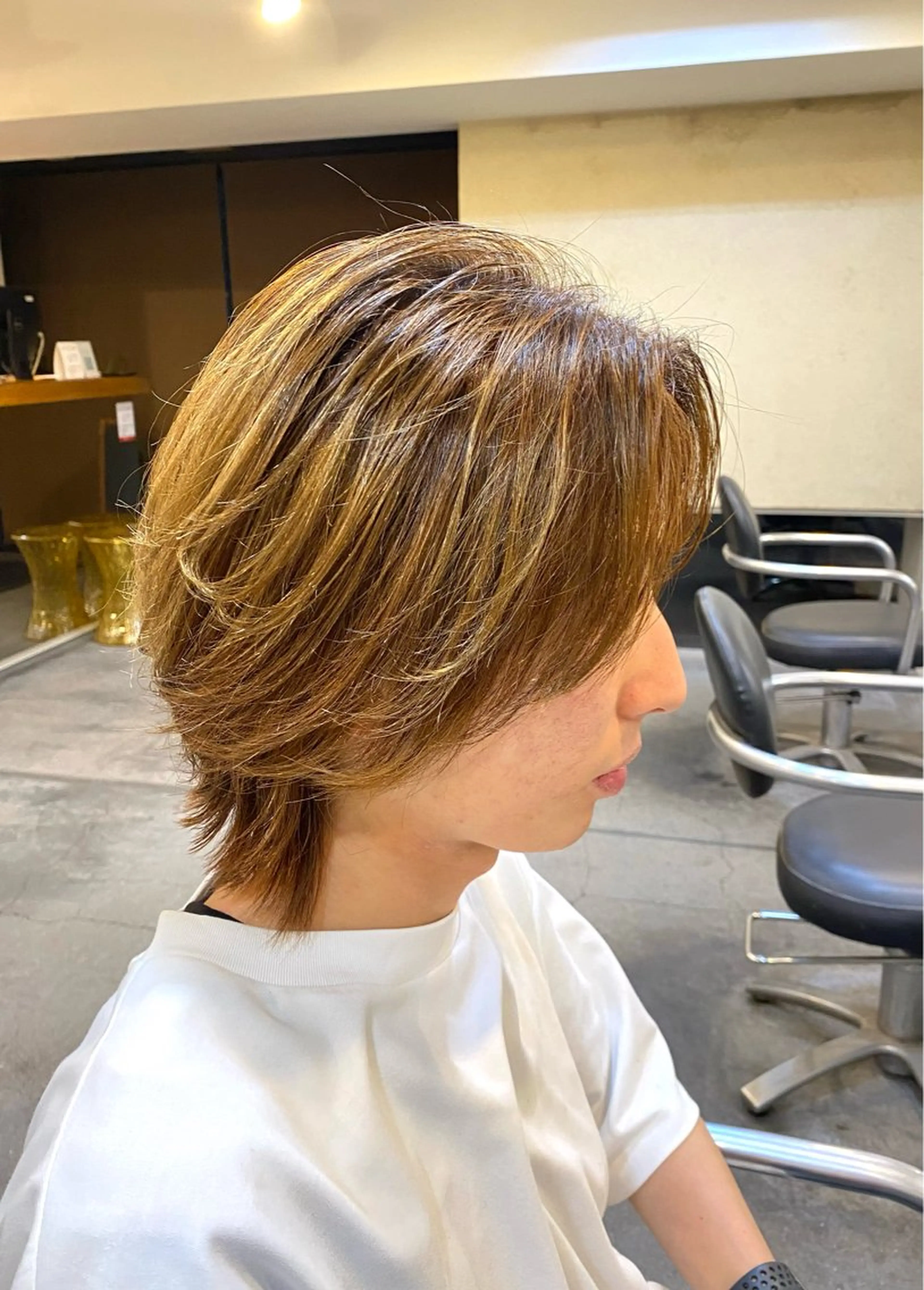 ミディアム カラー メンズ ミディアムパーマ メンズハイライト メンズパーマ ハイライトカラー ハイライト カット ヘアカラー パーマ 谷口 悠生のヘアスタイル