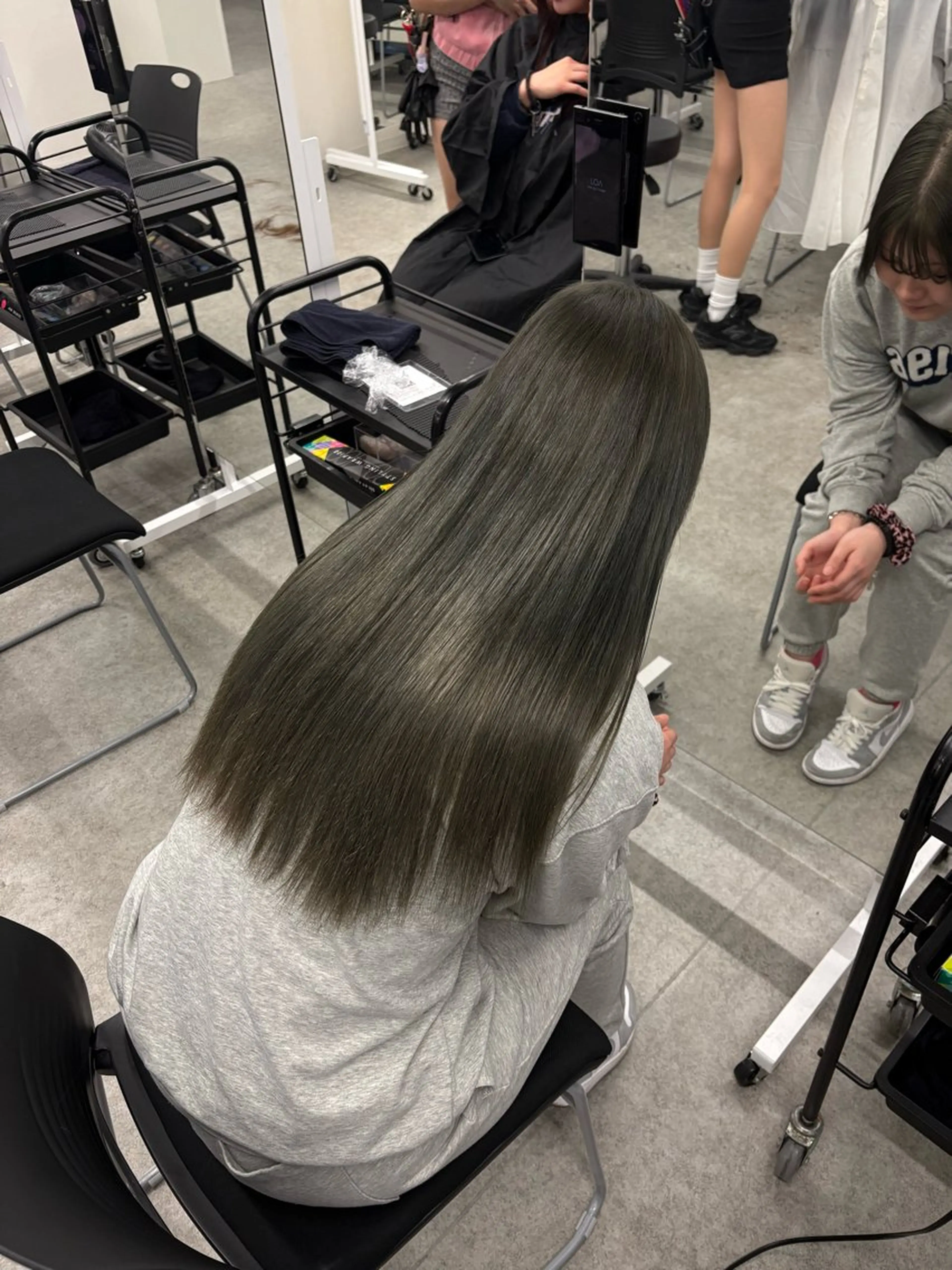 ロング 透明感カラー🍨🪞 ruriha🤍のヘアスタイル