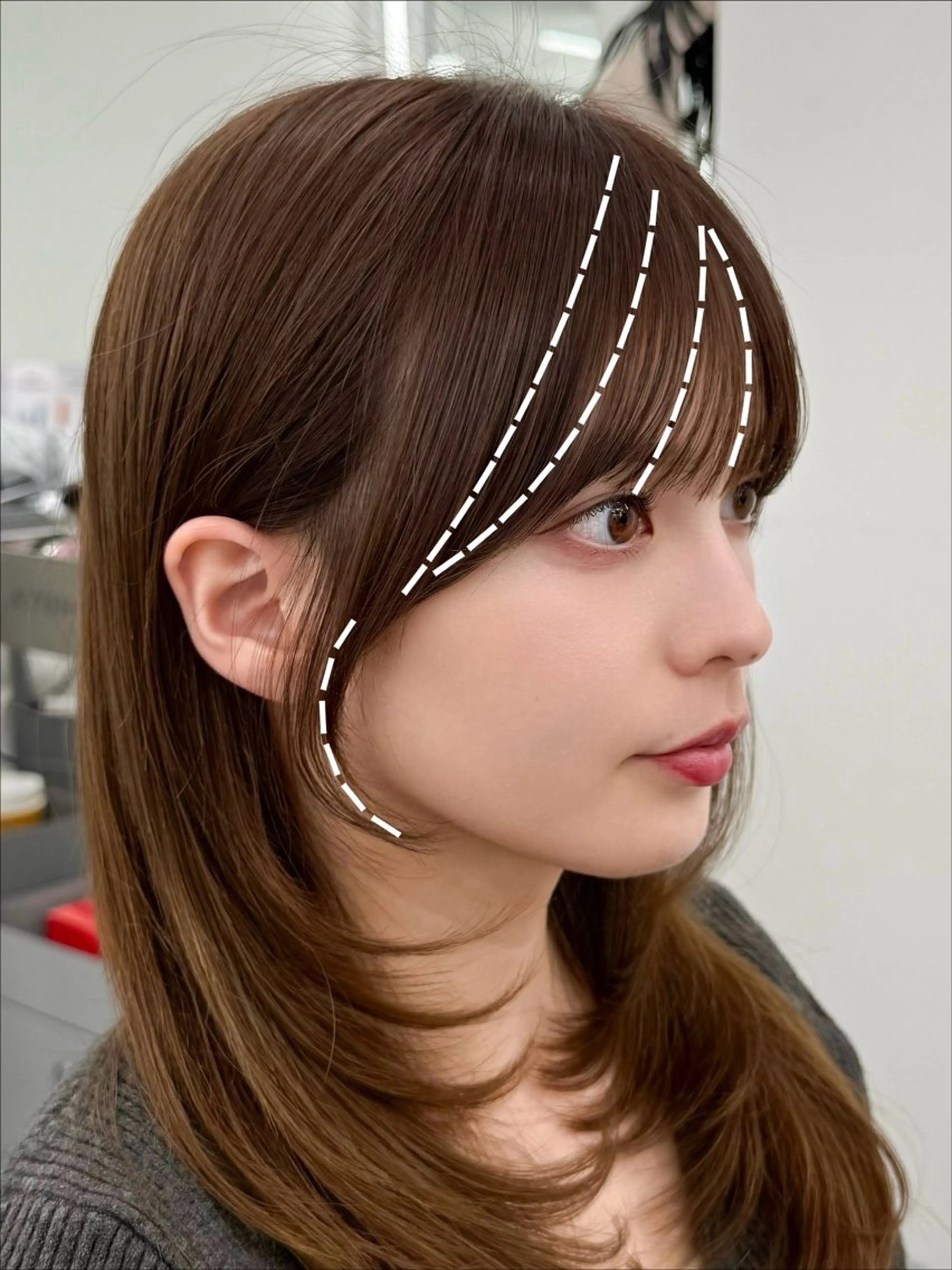 セミロング カット ヘアカラー トリートメント 失敗しない顔まわり× 小顔補正レイヤー難波のヘアスタイル