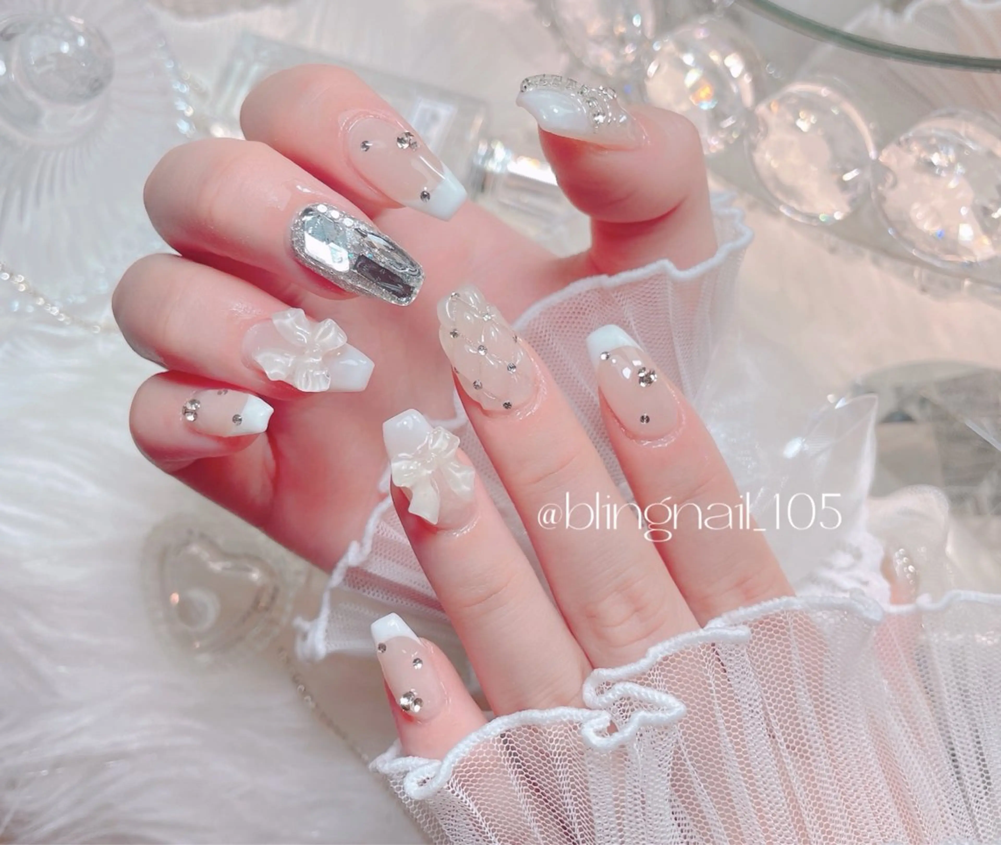 ネイル 23時まで❤︎韓国、 ワンホンネイルのネイルデザイン