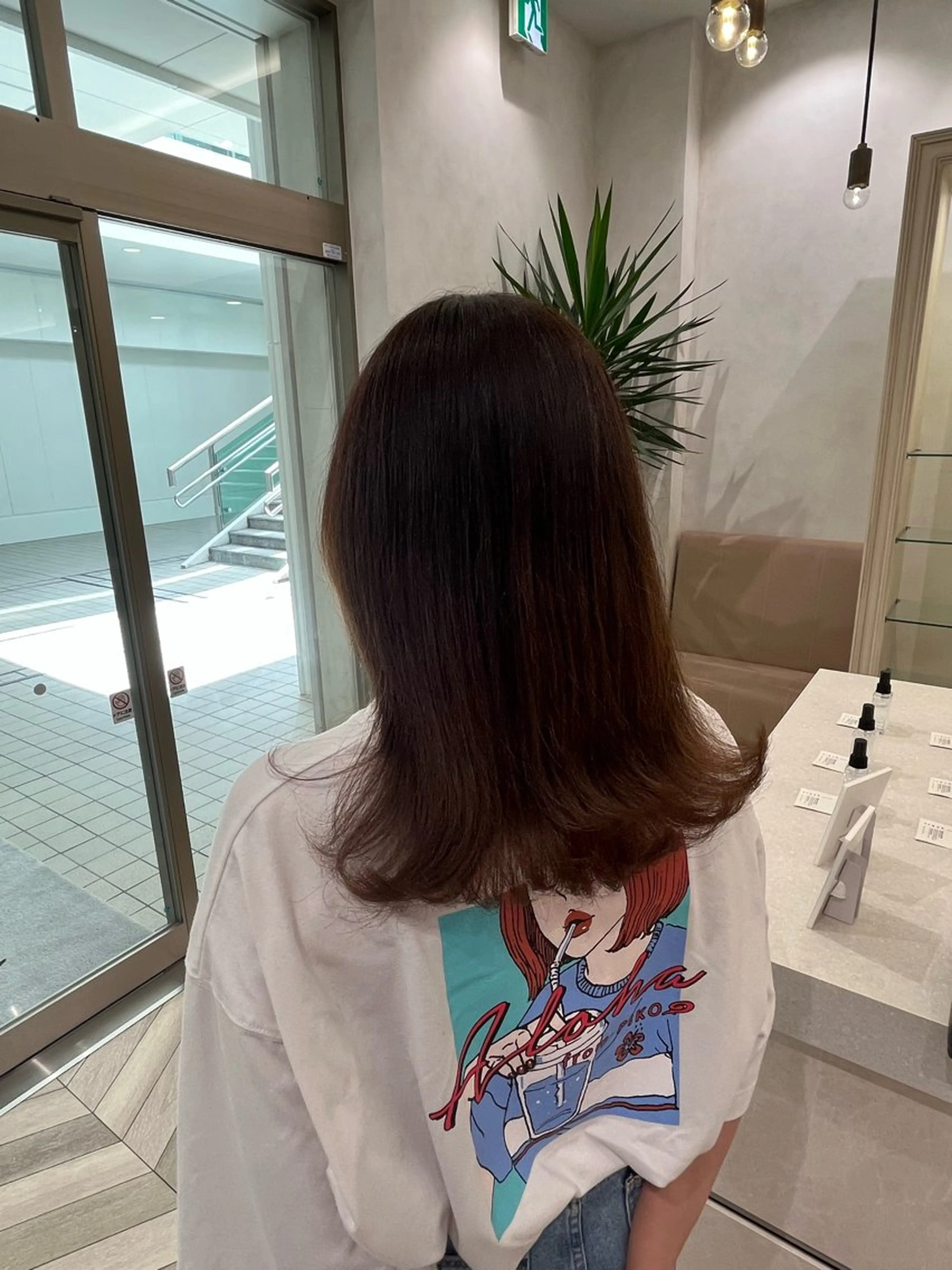 ミディアム 寒色 ♡ レイヤー ┊︎miyuのヘアスタイル