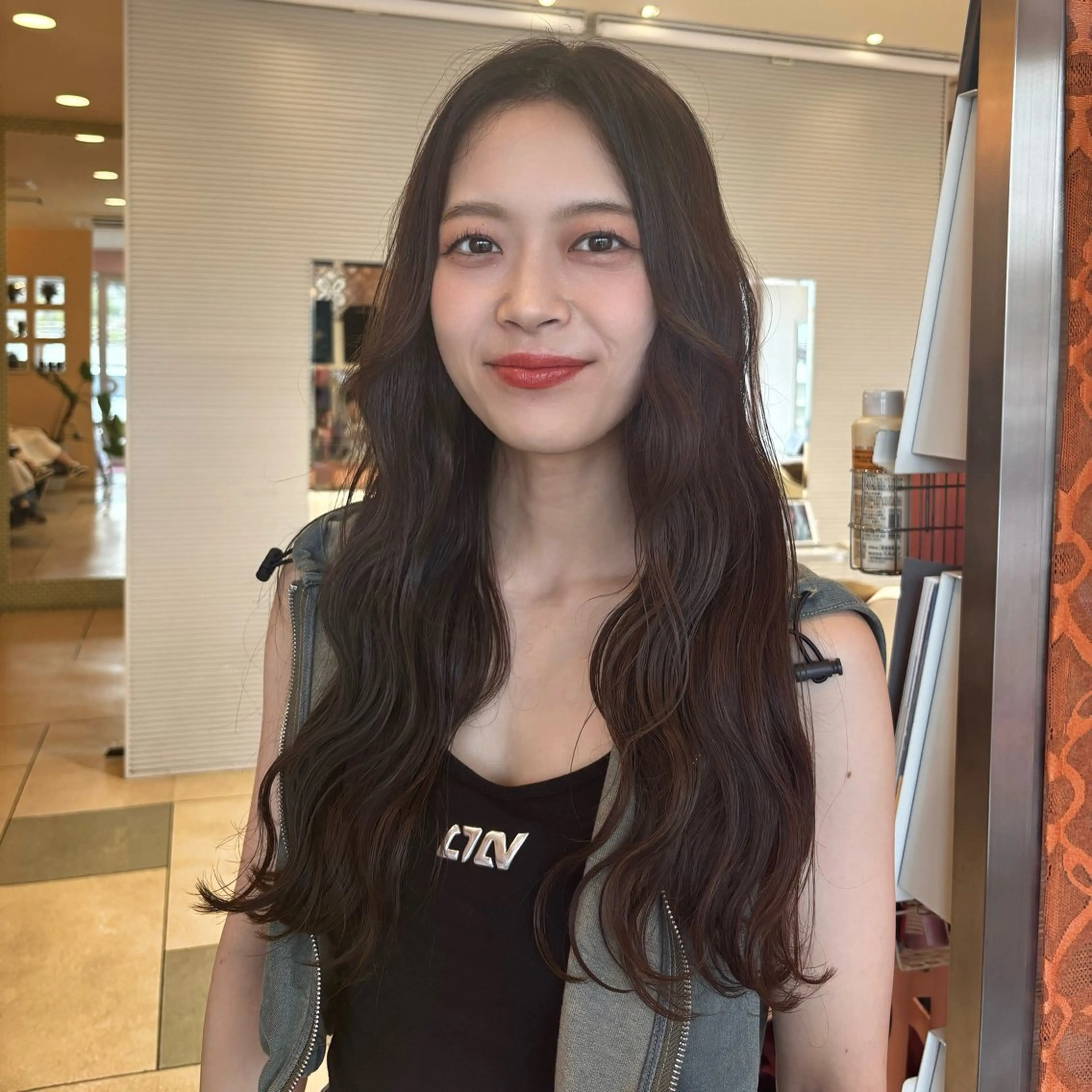 ロング カラー カット ヘアカラー トリートメント ベージュカラー⌇﻿ くびれヘア.𐙚心音のヘアスタイル