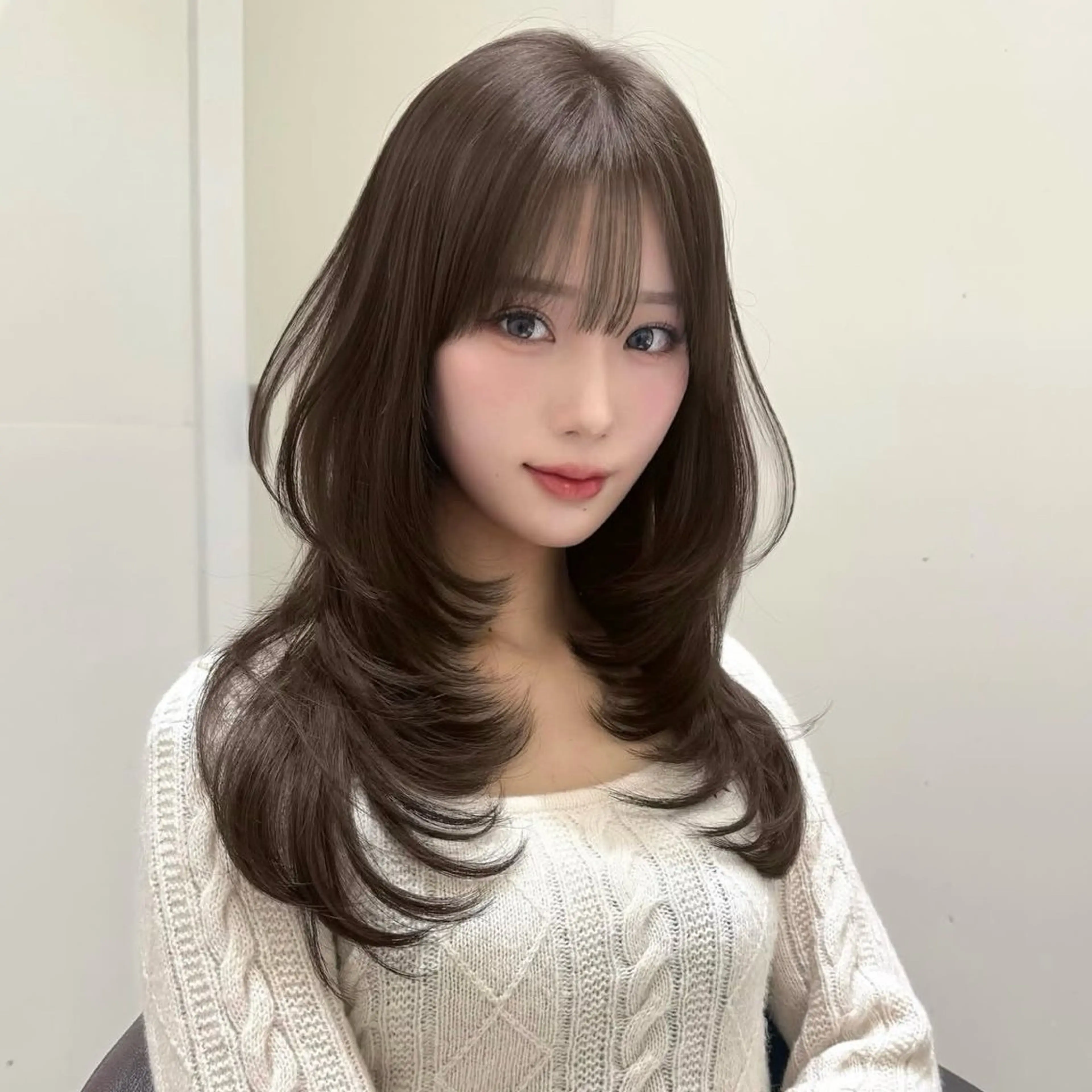 セミロング カラー グレージュ レイヤーカット カット ヘアカラー トリートメント モテ韓国ヘア/ レイヤー🤍RIKAのヘアスタイル