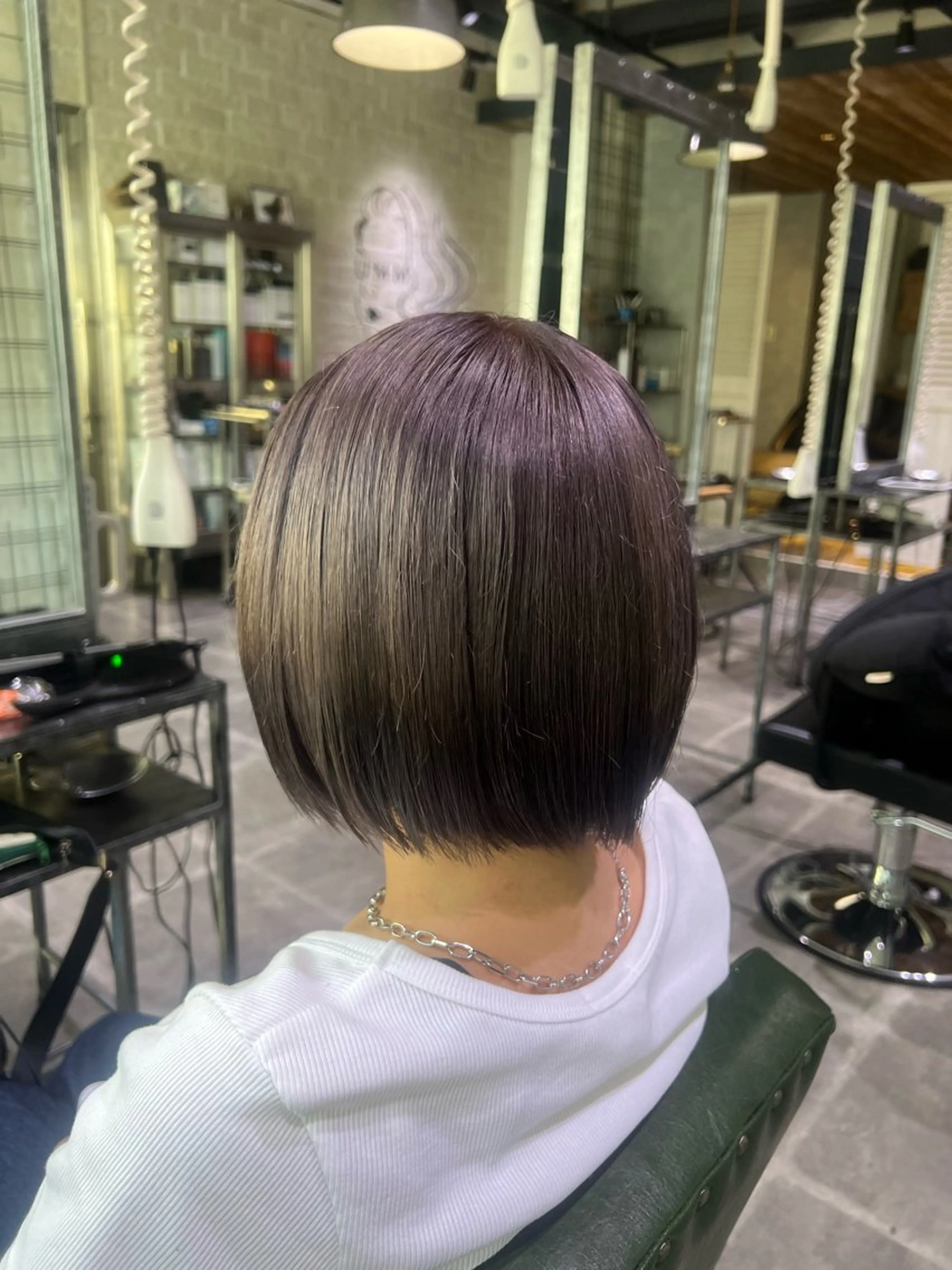 ショート カラー グレージュ ヘアカラー UMM所属・赤木 俊太のヘアスタイル