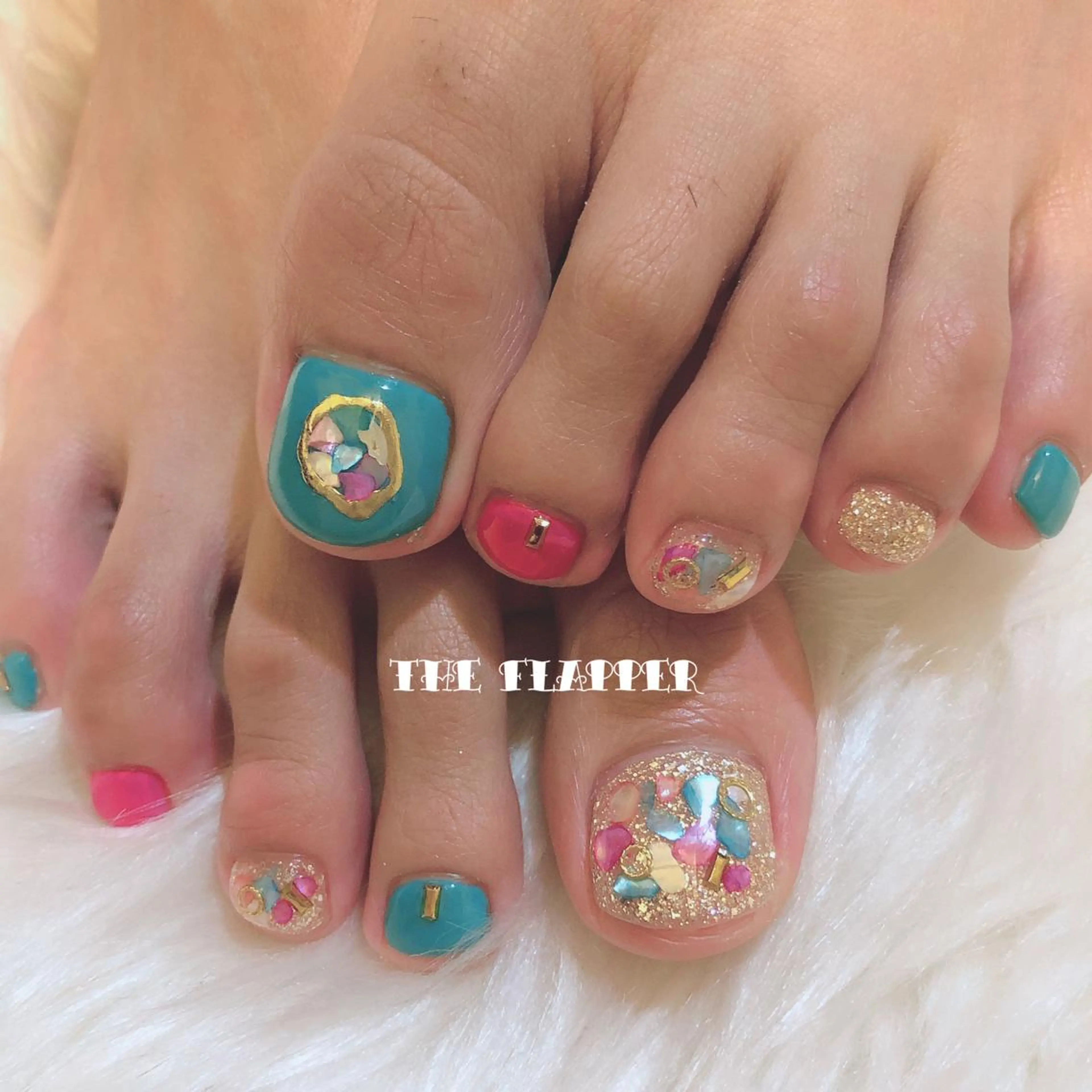 ネイル 持ち込み ハンドネイル フットネイル NailStudio THE FLAPPER所属・THE FLAPPERのネイルデザイン