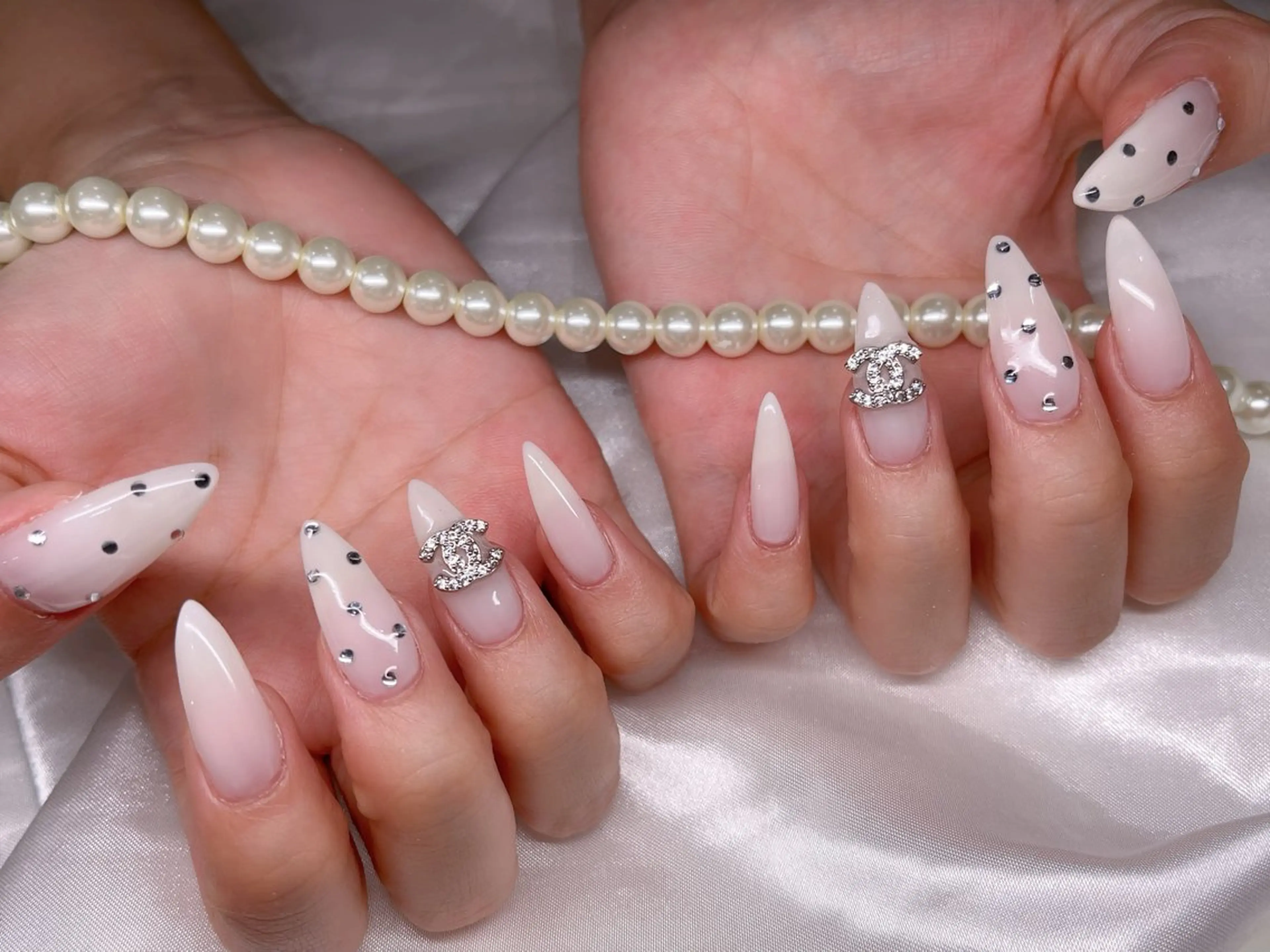 ネイル ロングネイル ハンドネイル 悦田joieange 京橋店のネイルデザイン