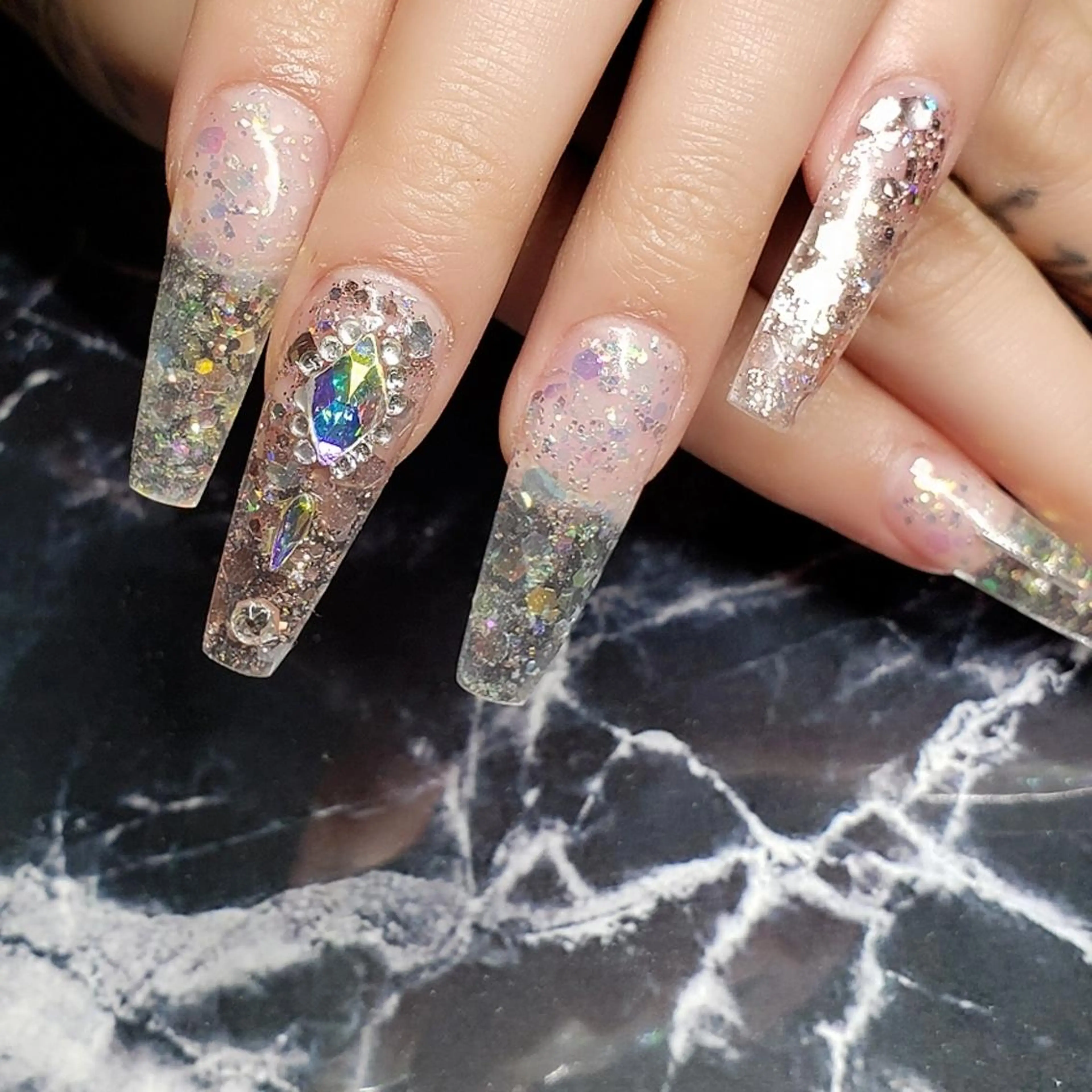 ネイル クリアネイル ラメ(グリッター) ストーンネイル ハンドネイル クロキ 。のネイルデザイン