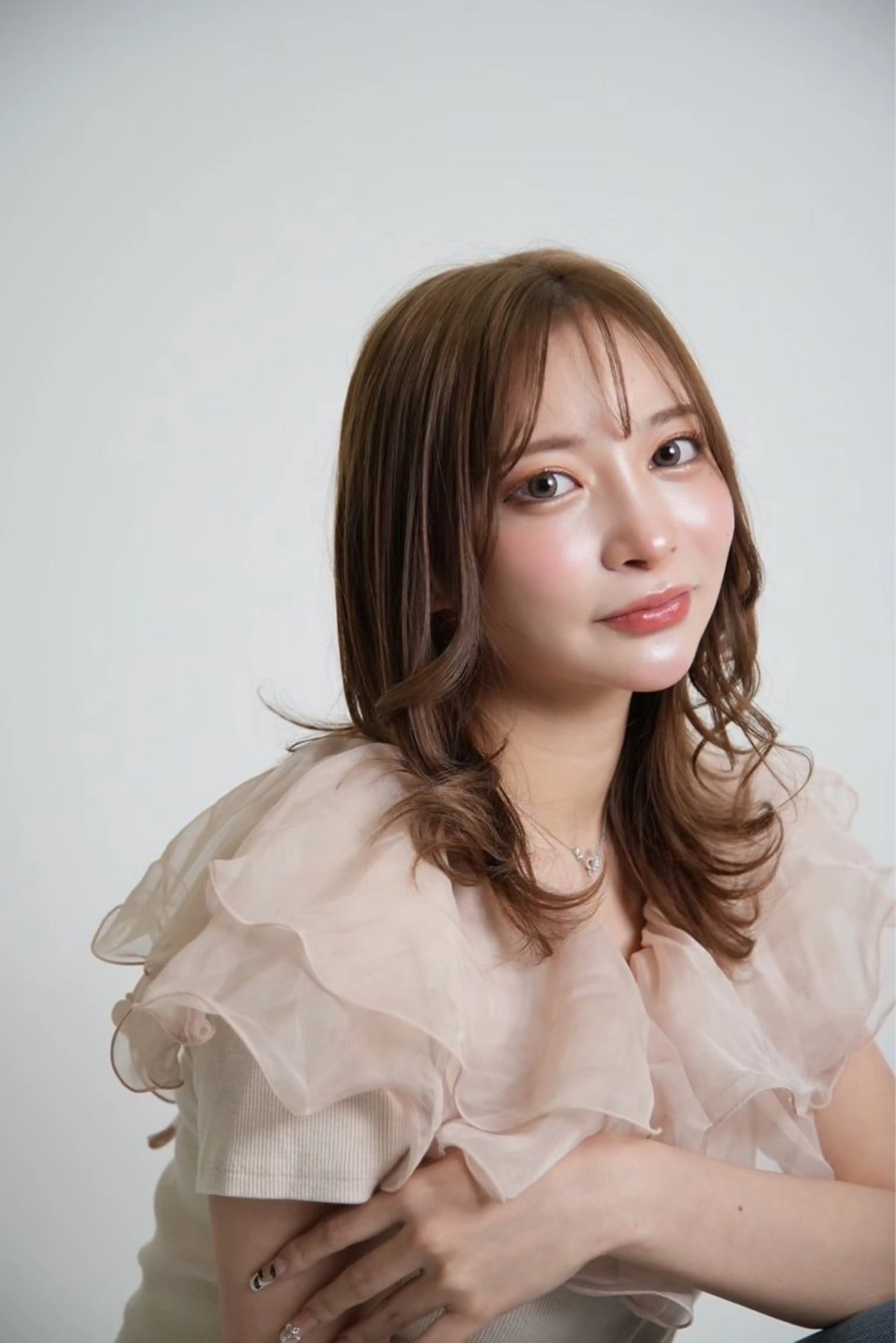 ミディアム ハイトーン/透明感/ レイヤー/かずや🦁のヘアスタイル