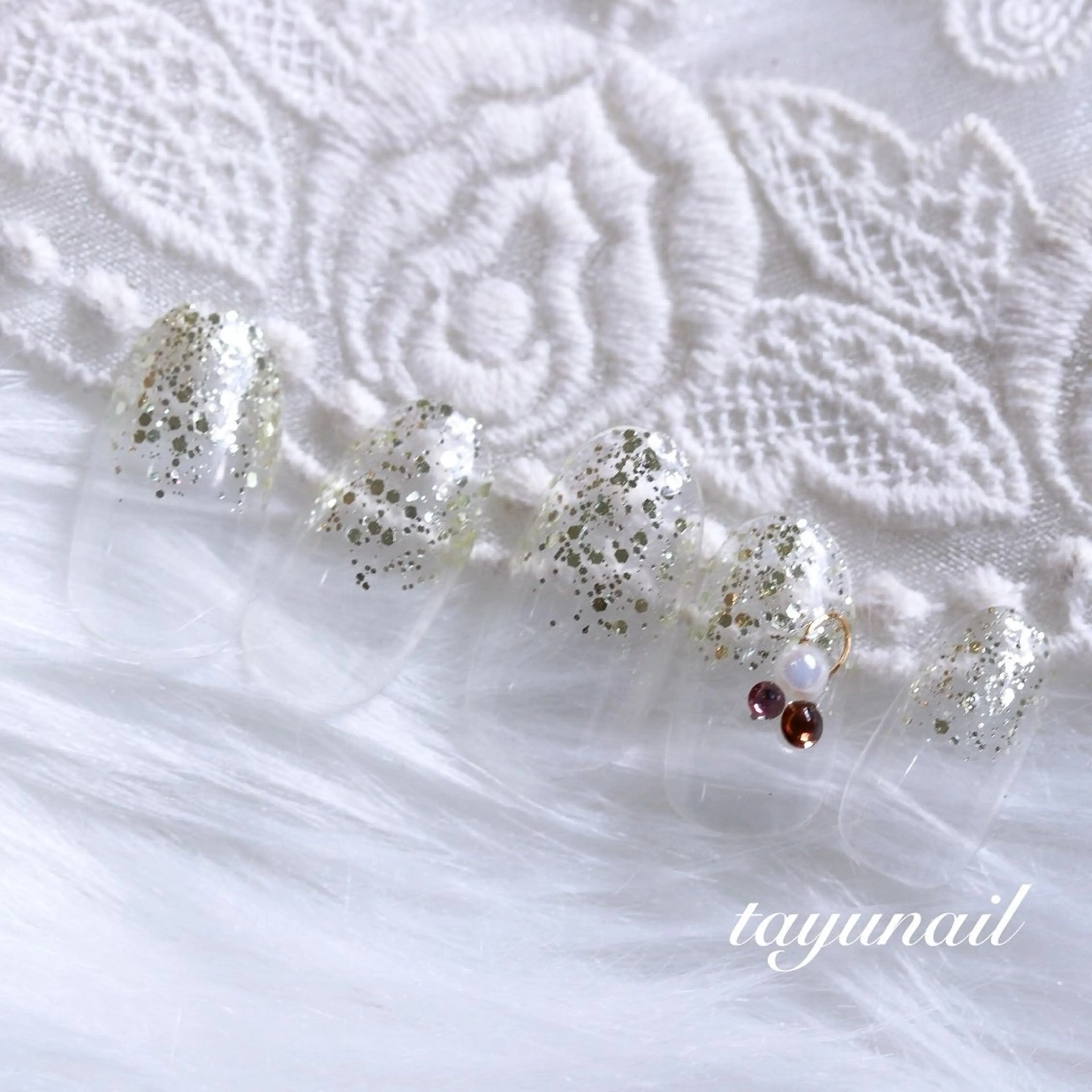 ネイル アートネイル ジェルネイル グラデーション キラキラネイル ラメ(グリッター) ハンドネイル ネイルサロン・ネイルスクール　たゆnail所属・ネイルサロン 【たゆnail】のネイルデザイン