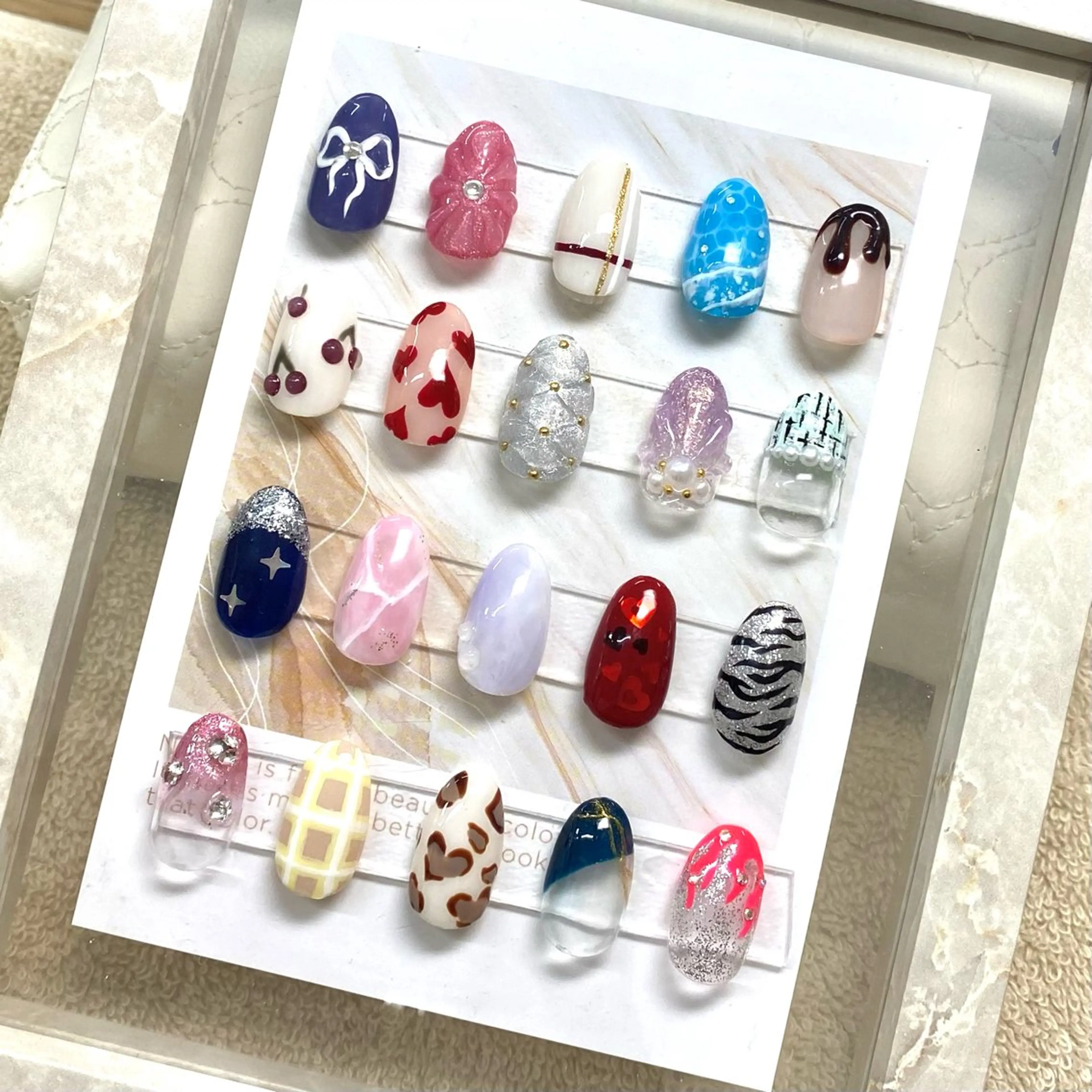 ネイル ハンドネイル 💟Bianca 荒木💟のネイルデザイン