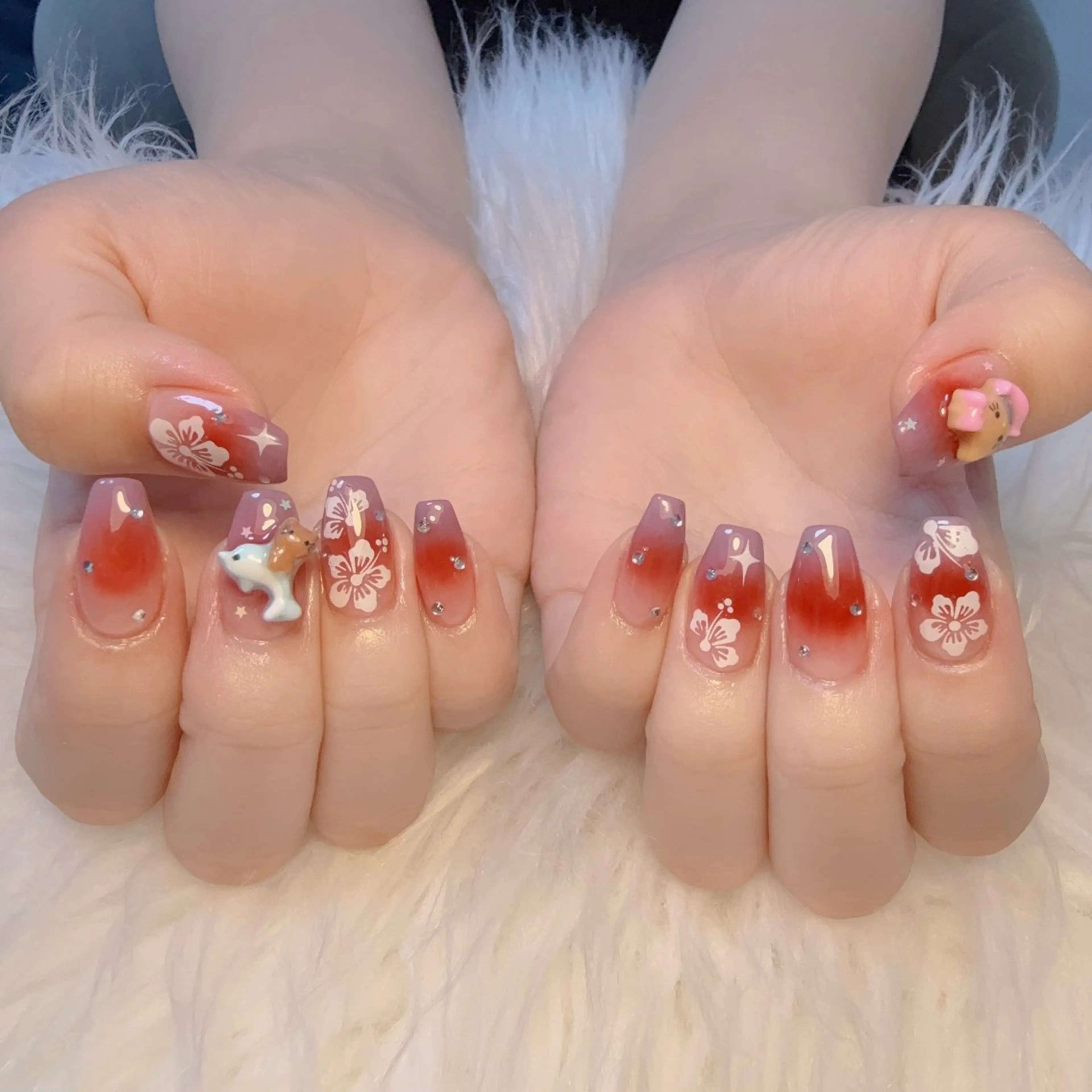 ネイル 持ち込み 西野 カナのネイルデザイン