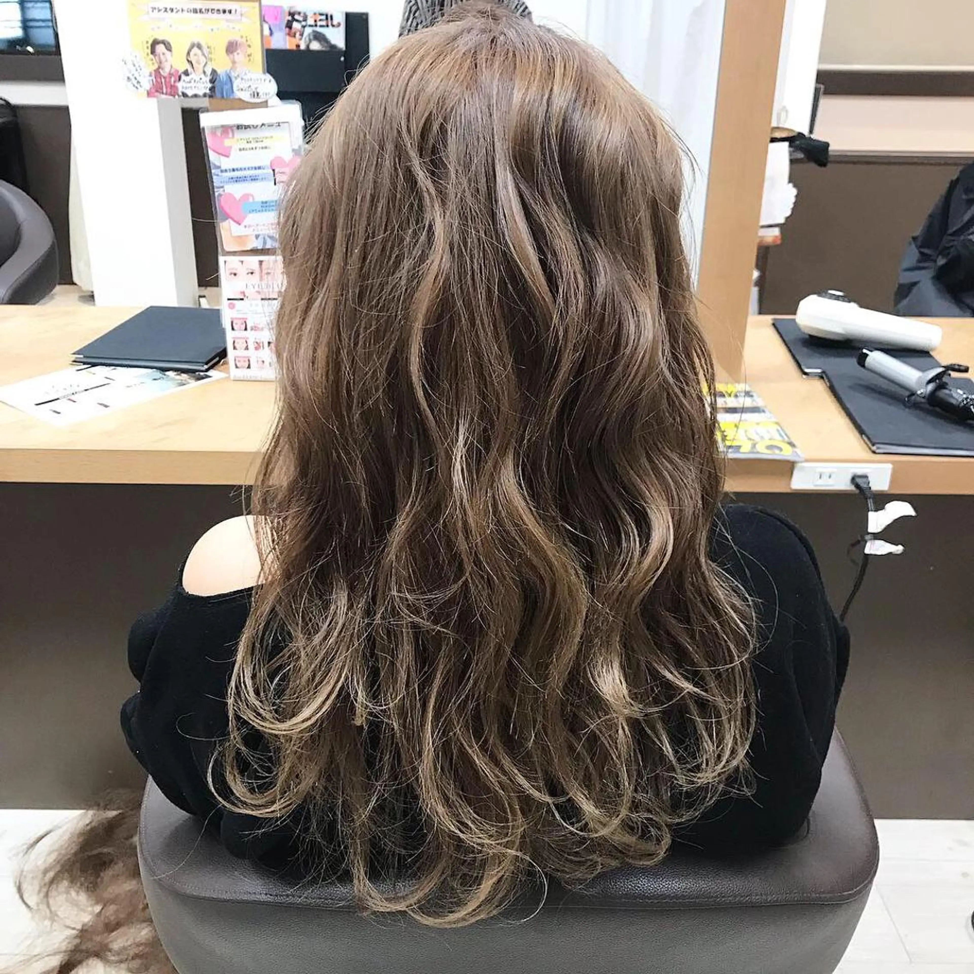 ロング カラー Lien 深井店のヘアスタイル