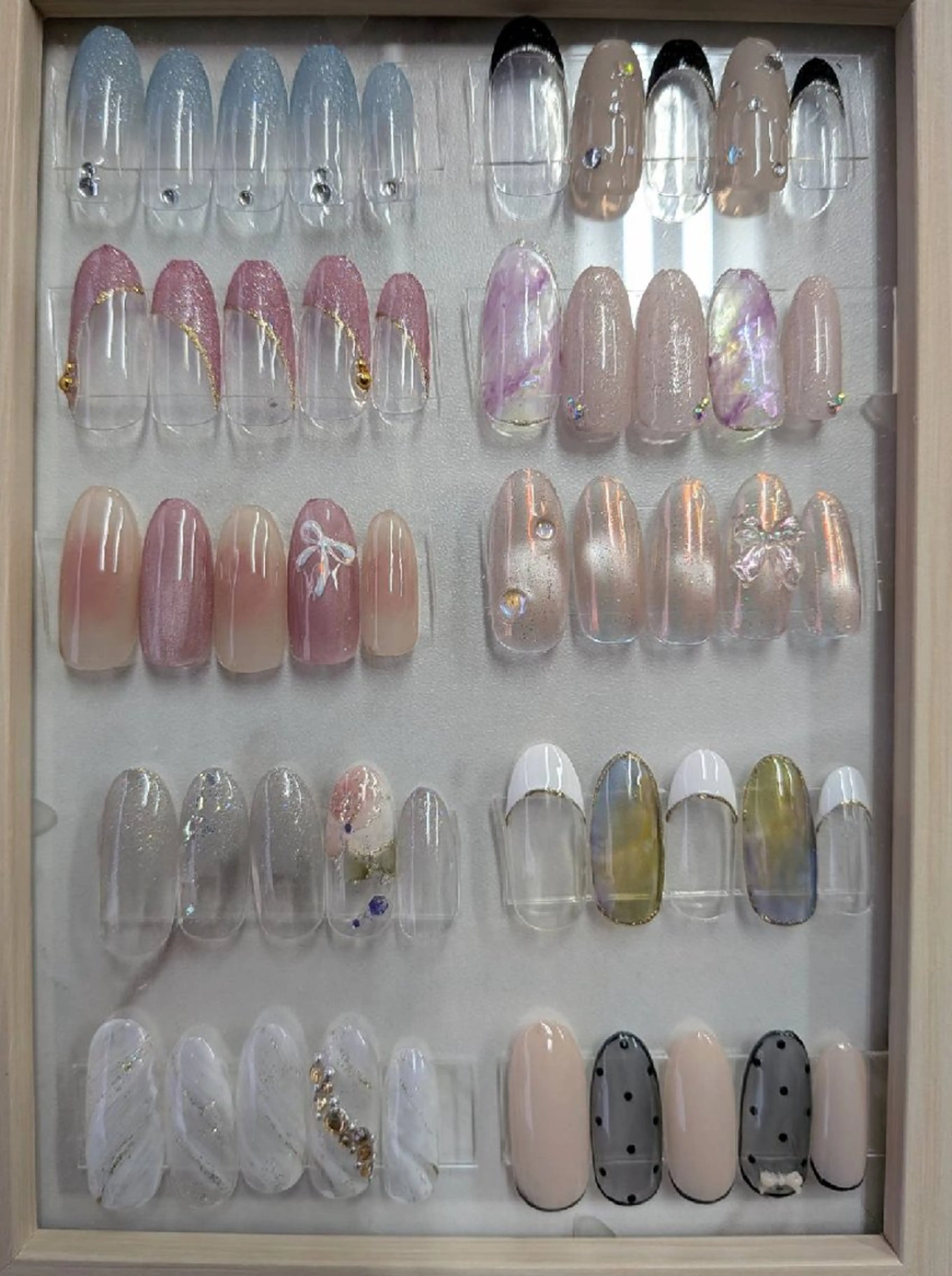 ネイル フレンチネイル グラデーション ハンドネイル バニーラッシュ Nail. HANAのネイルデザイン