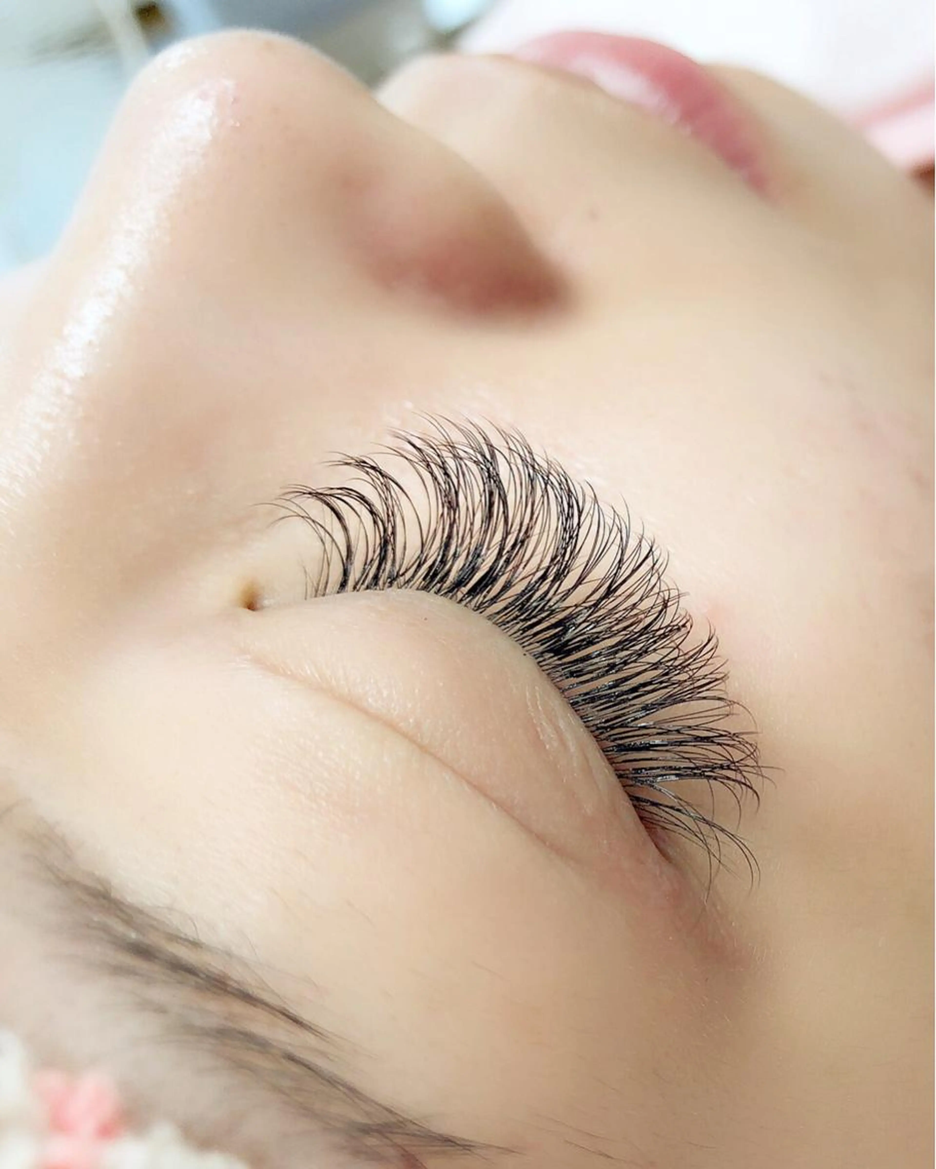 【リピーター様】《ボリュームラッシュ》他店の付け足しも🆗30分¥6050👉40​〜​60束（120​〜​180本）つきますの写真