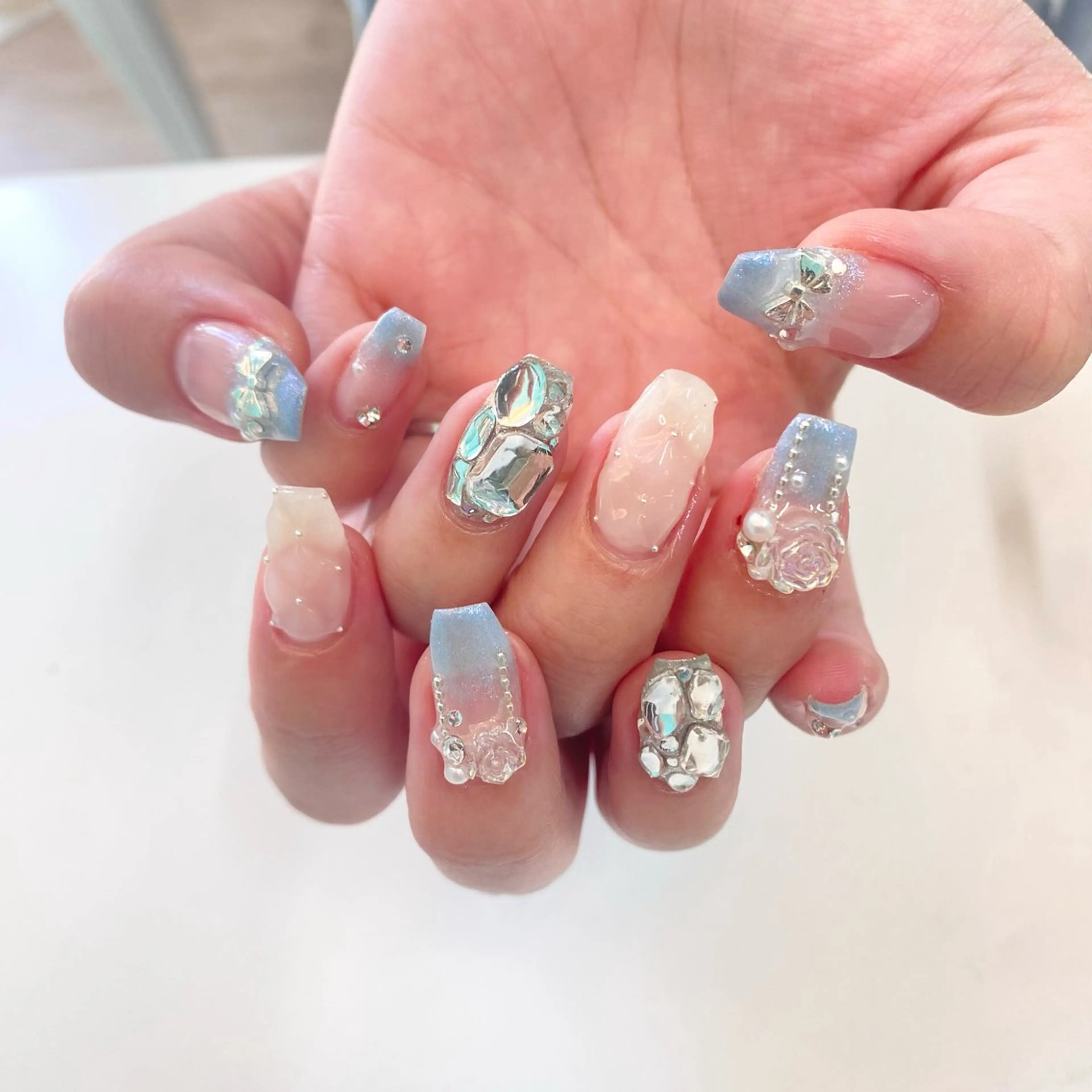 ネイル ハンドネイル Kira-ra所属・Kira-ra💎 KIRARIのネイルデザイン