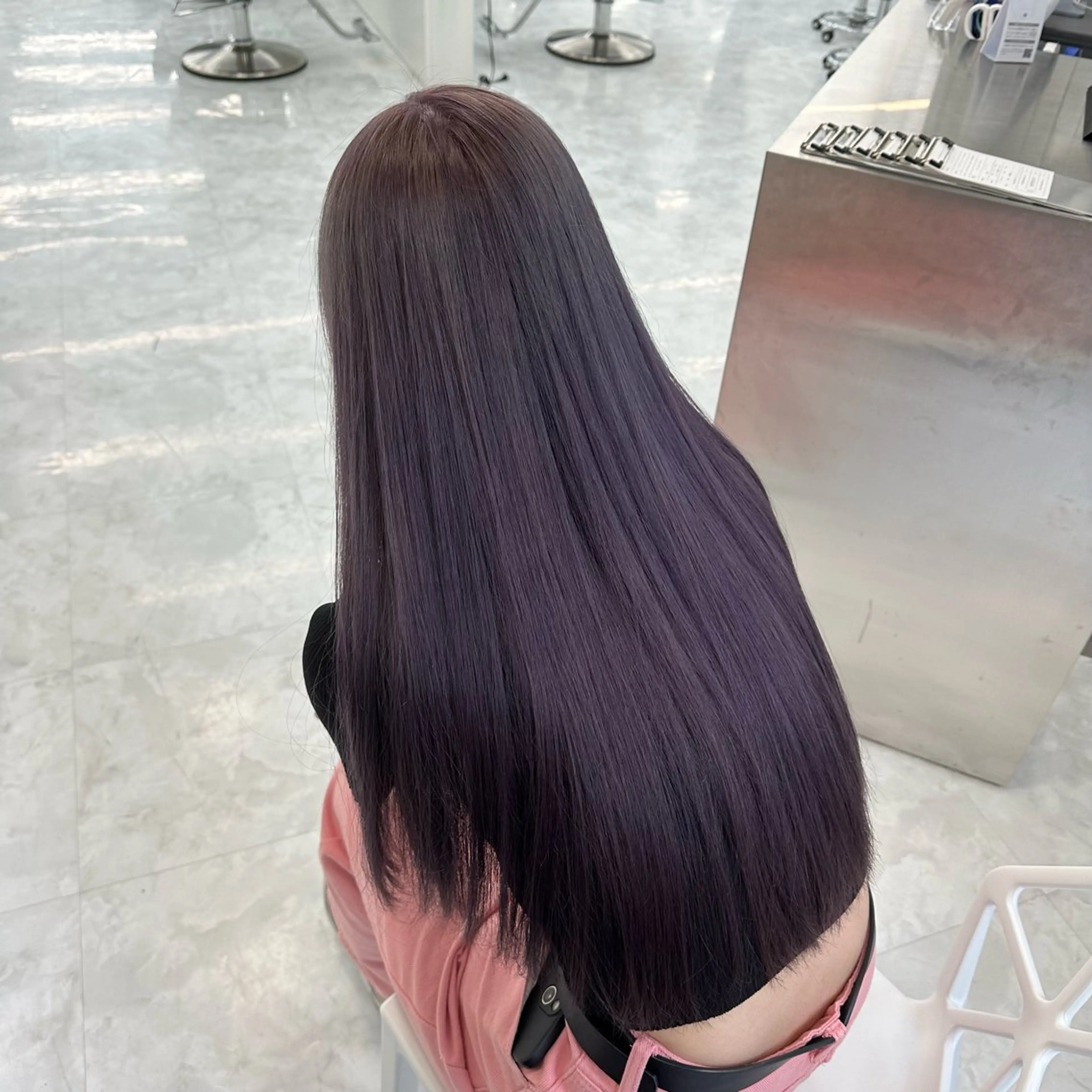 ロング カラー ヘアカラー トリートメント ヘッドスパ ヘアセット ダブルカラー 韓国レイヤーKYONのヘアスタイル