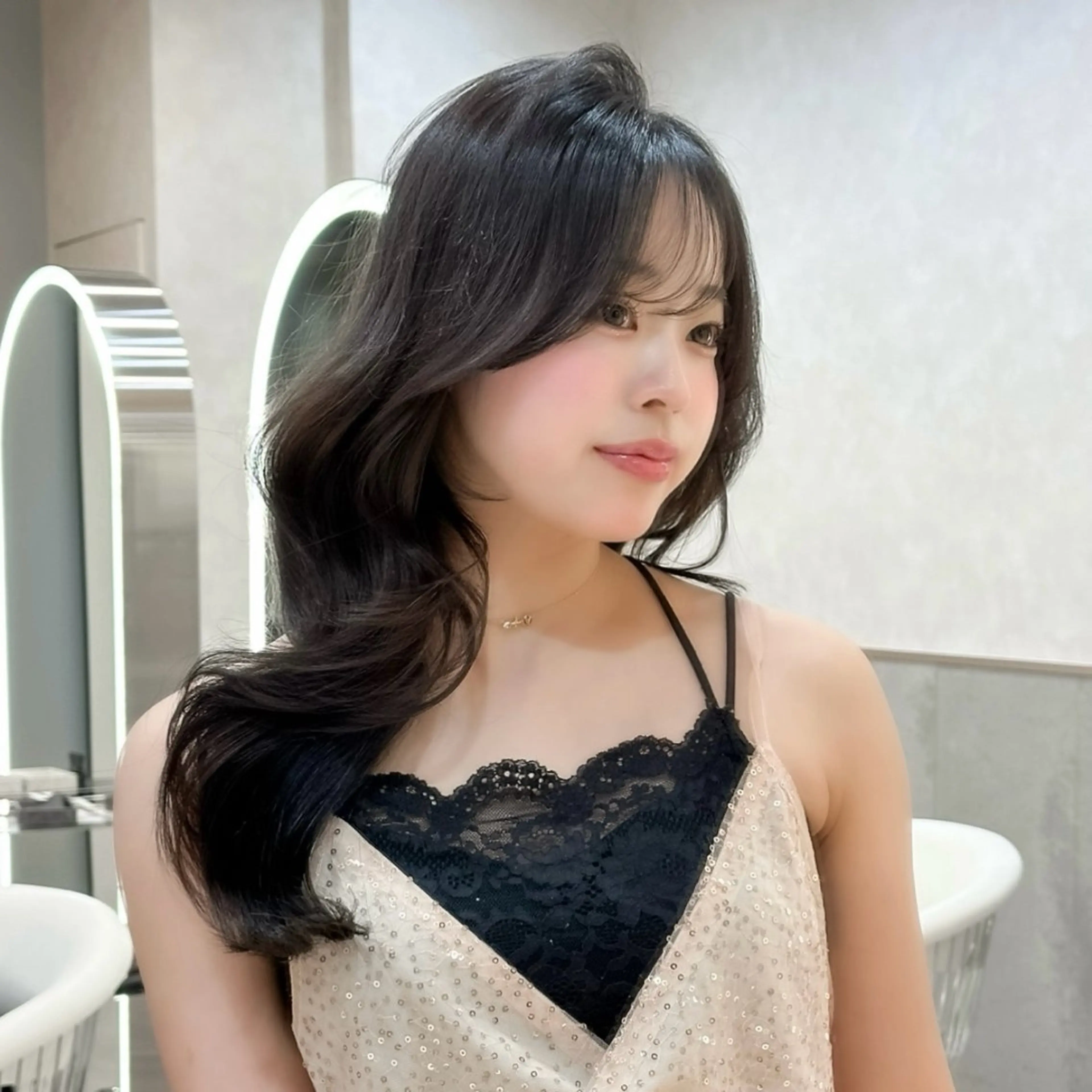 ロング ヘアカラー トリートメント 縮毛矯正/韓国ヘア /レイヤー🎀ミズキのヘアスタイル