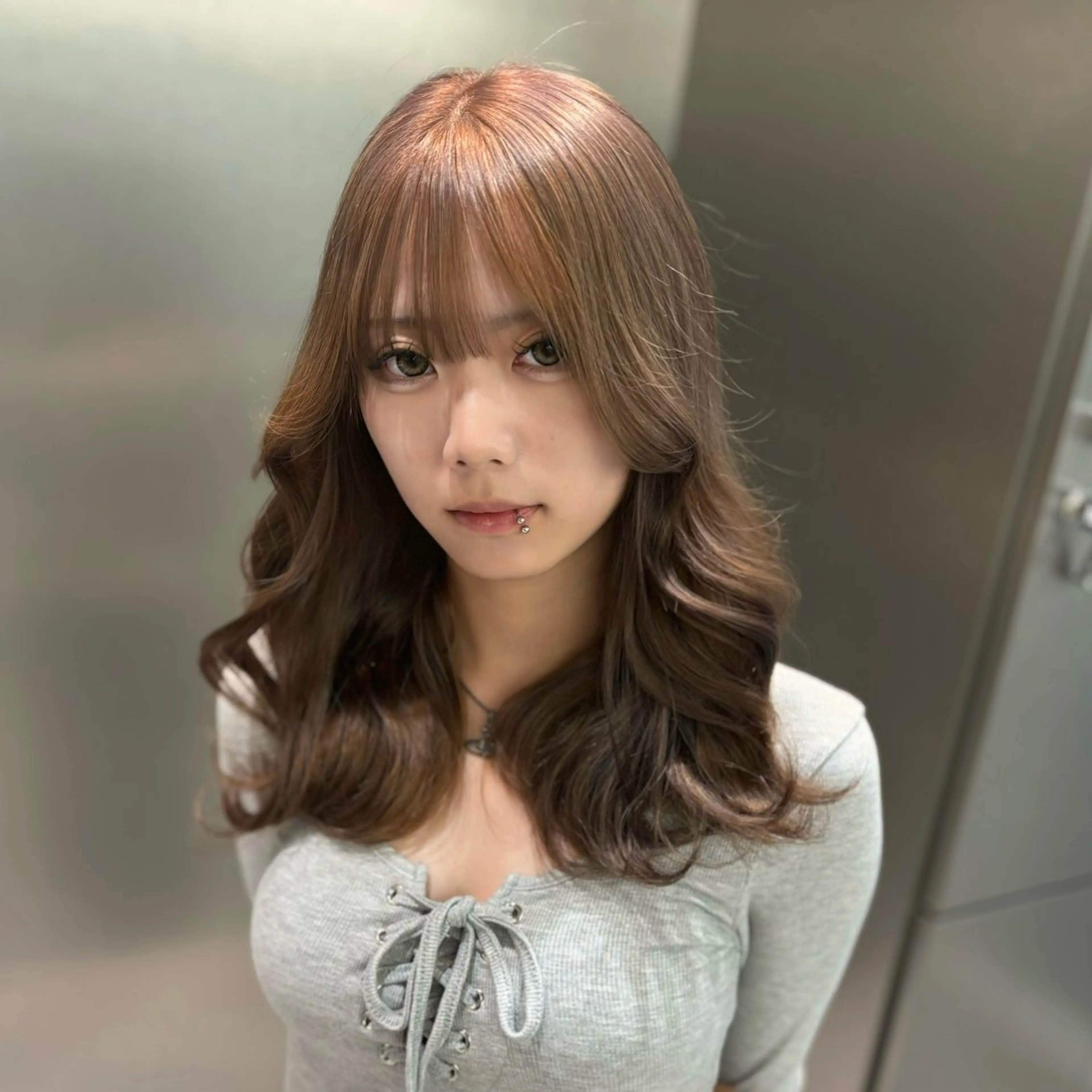 ロング カラー ベージュカラー ミルクティーベージュ 大阪ハイトーン /MYUUのヘアスタイル