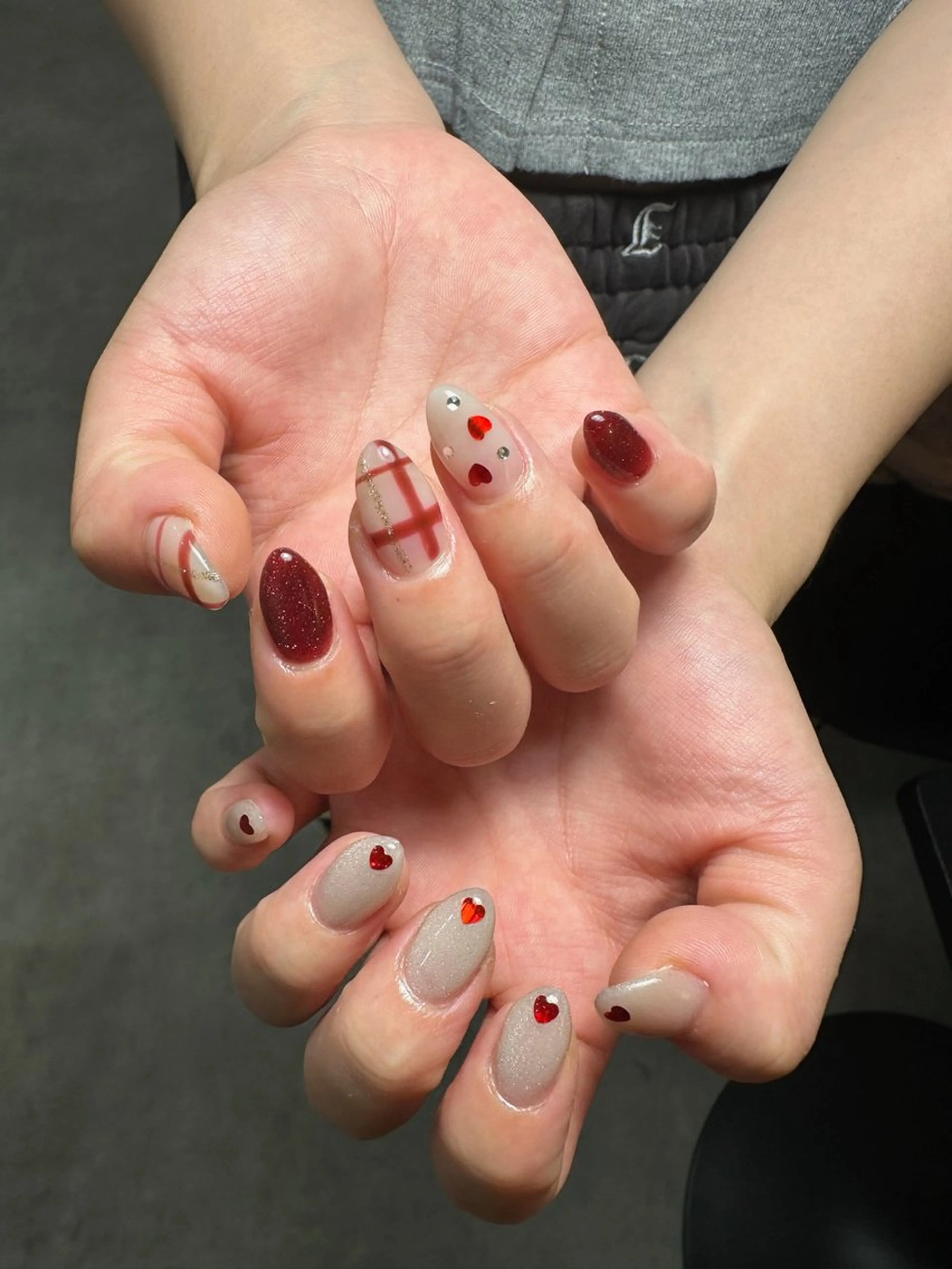 ネイル ATELIERHARLOW所属・nailist MOEのネイルデザイン