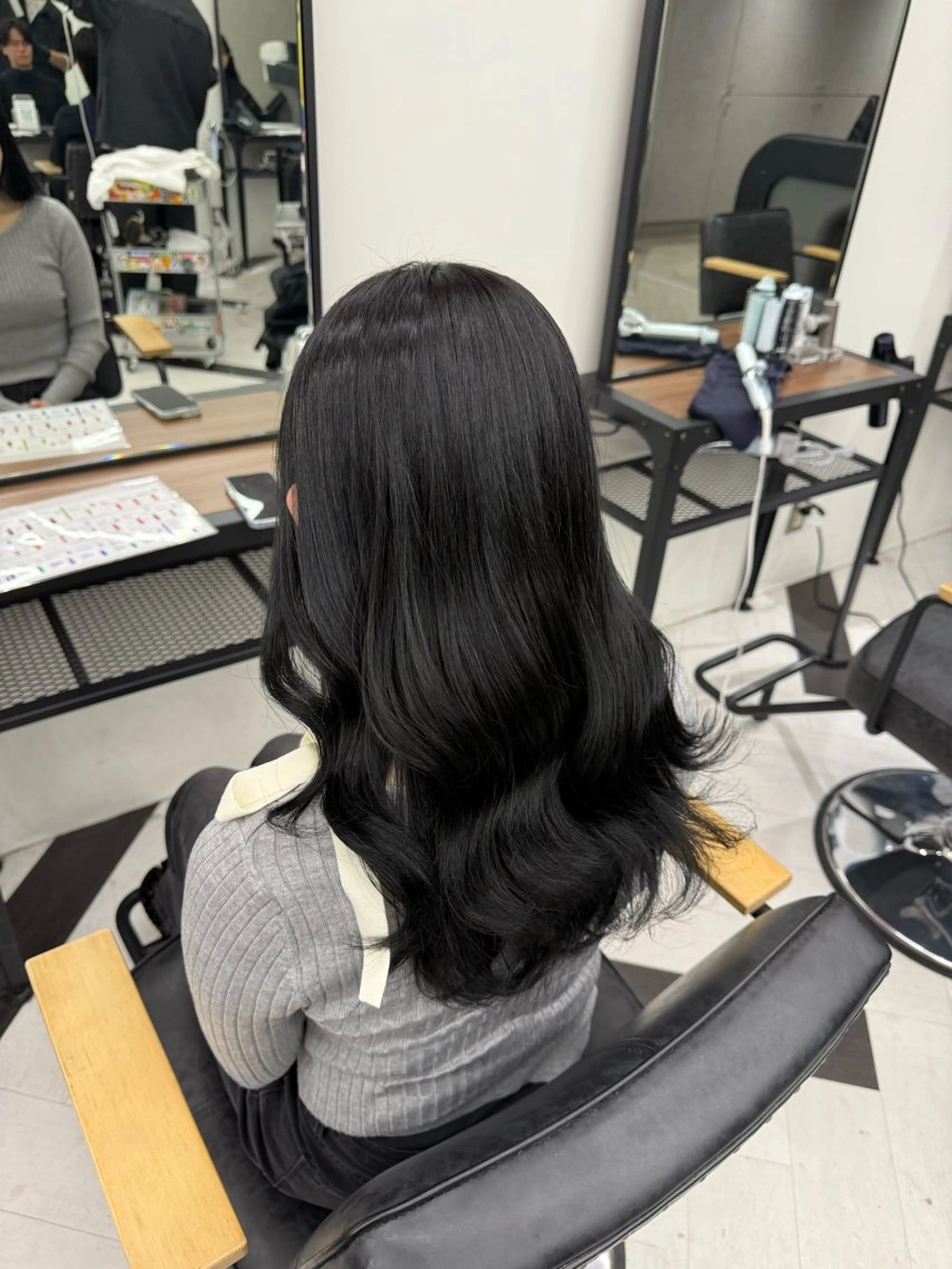 『就活、実習』応援‼️暗染め、黒染めカラーの写真