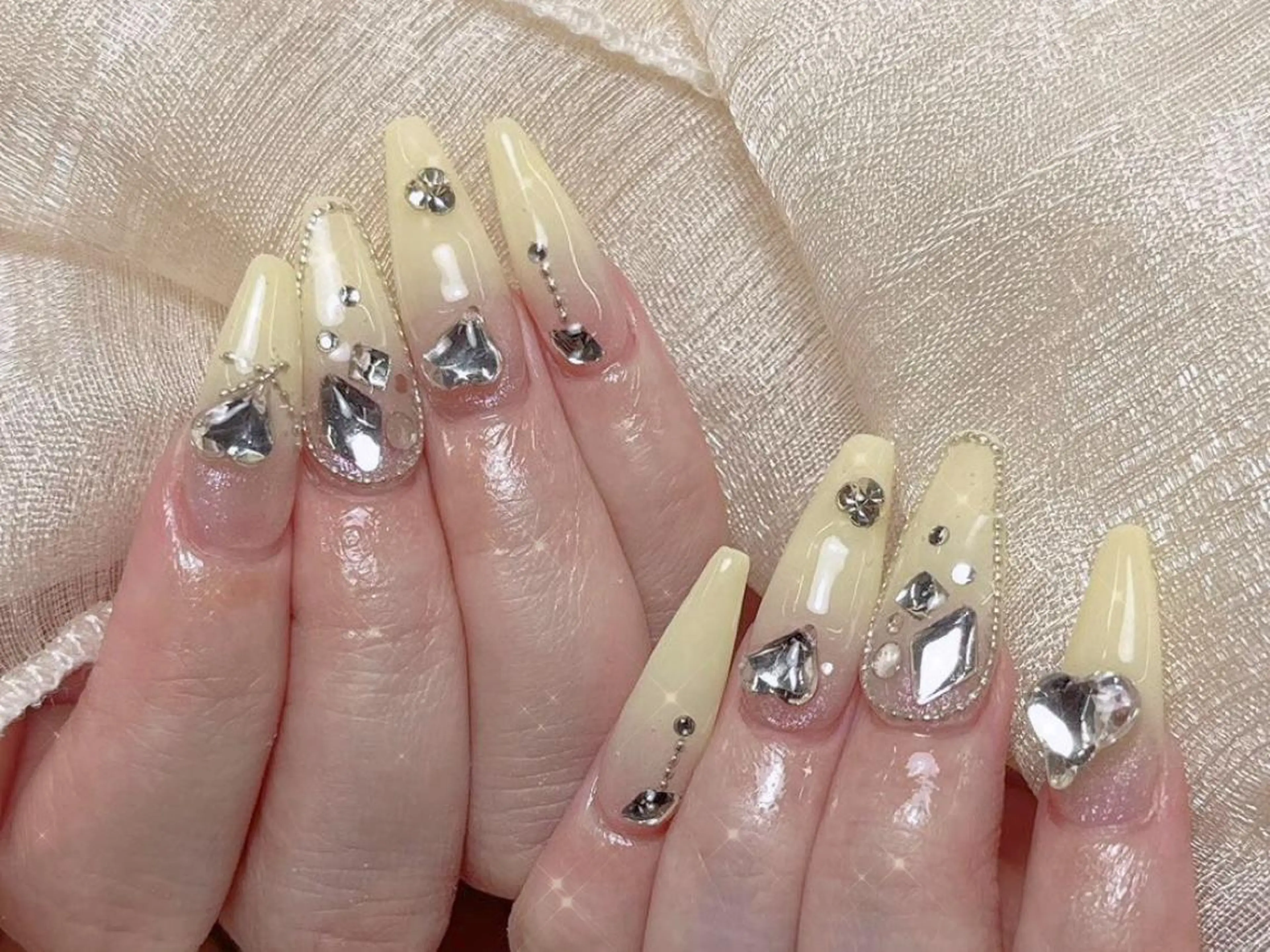 ネイル ハンドネイル 福 莉那のネイルデザイン