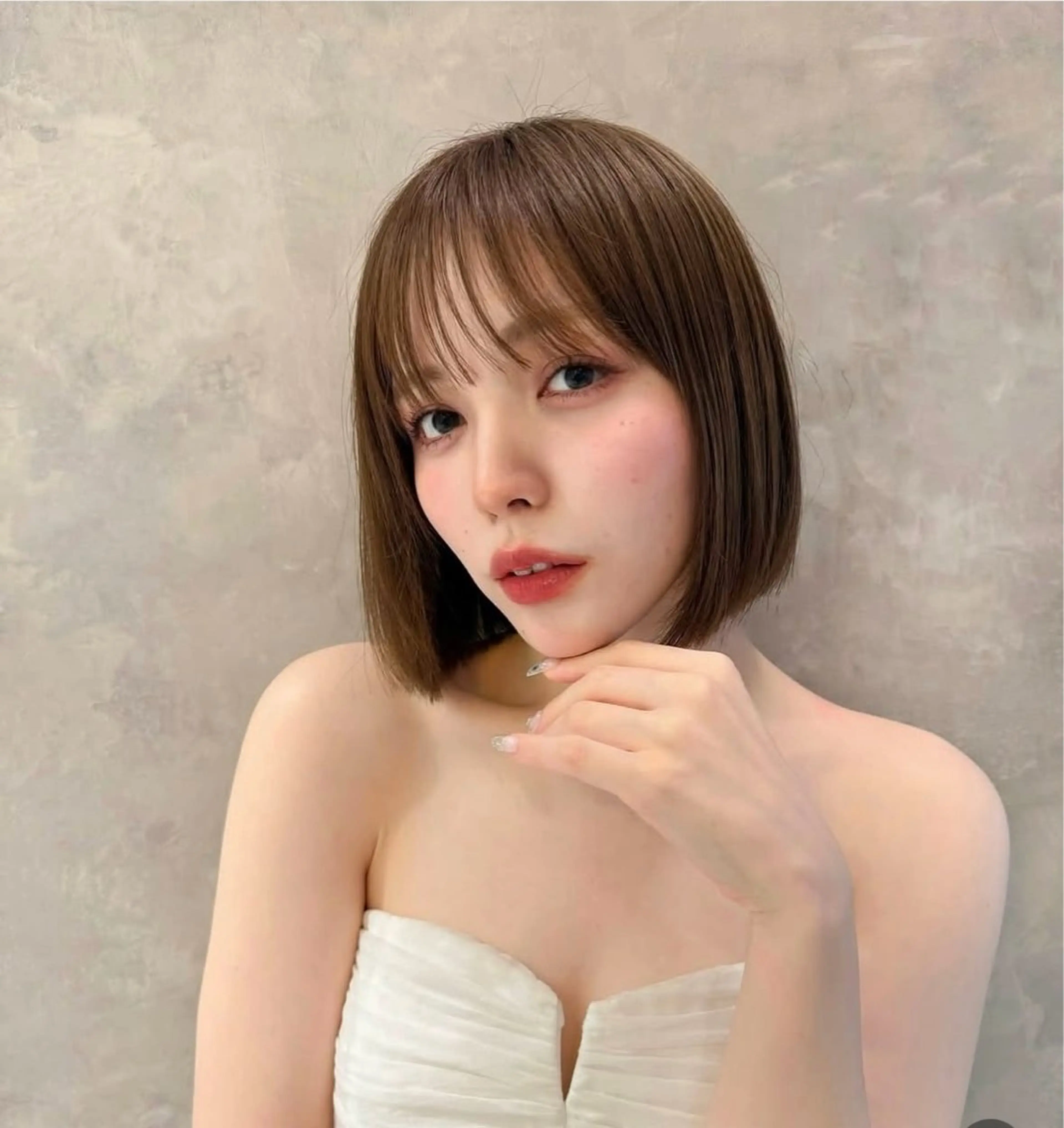 ショート ヘアカラー rioカット縮毛 矯正♡韓国レイヤーのヘアスタイル