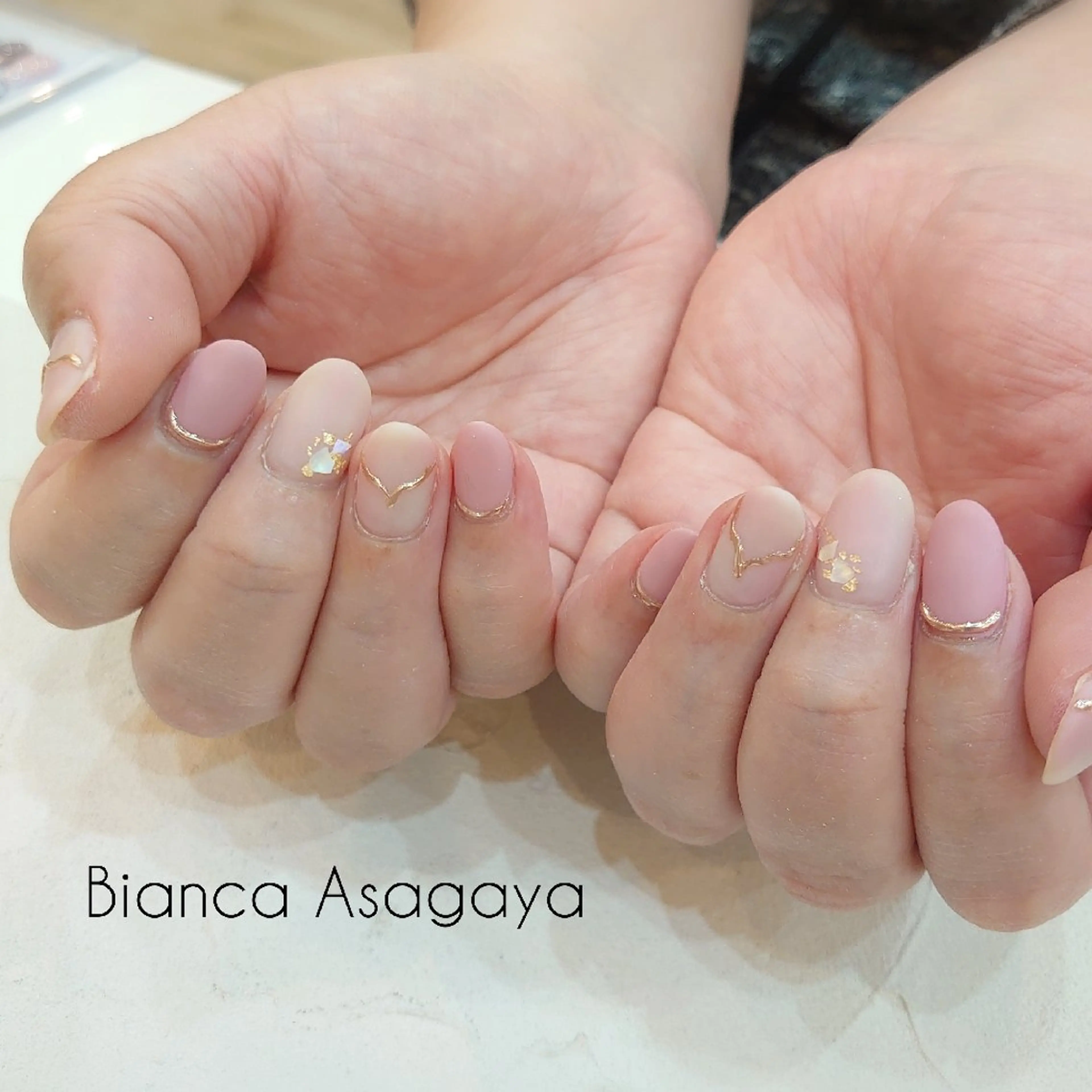 ネイル マットネイル ミラーネイル Bianca TANAKAのネイルデザイン