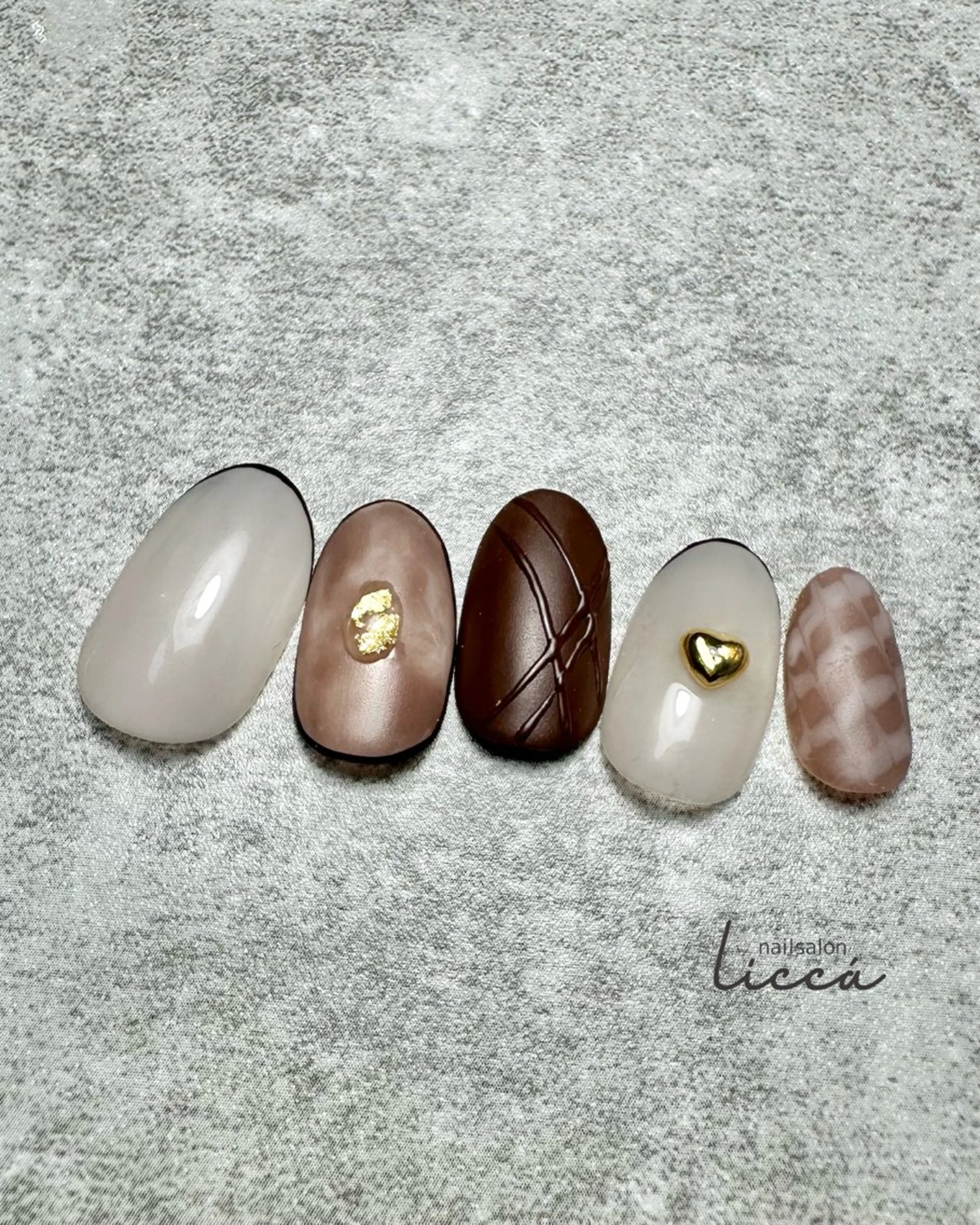 ネイル アートネイル ハンドネイル nailsalon liccá所属・nailsalon liccáのネイルデザイン