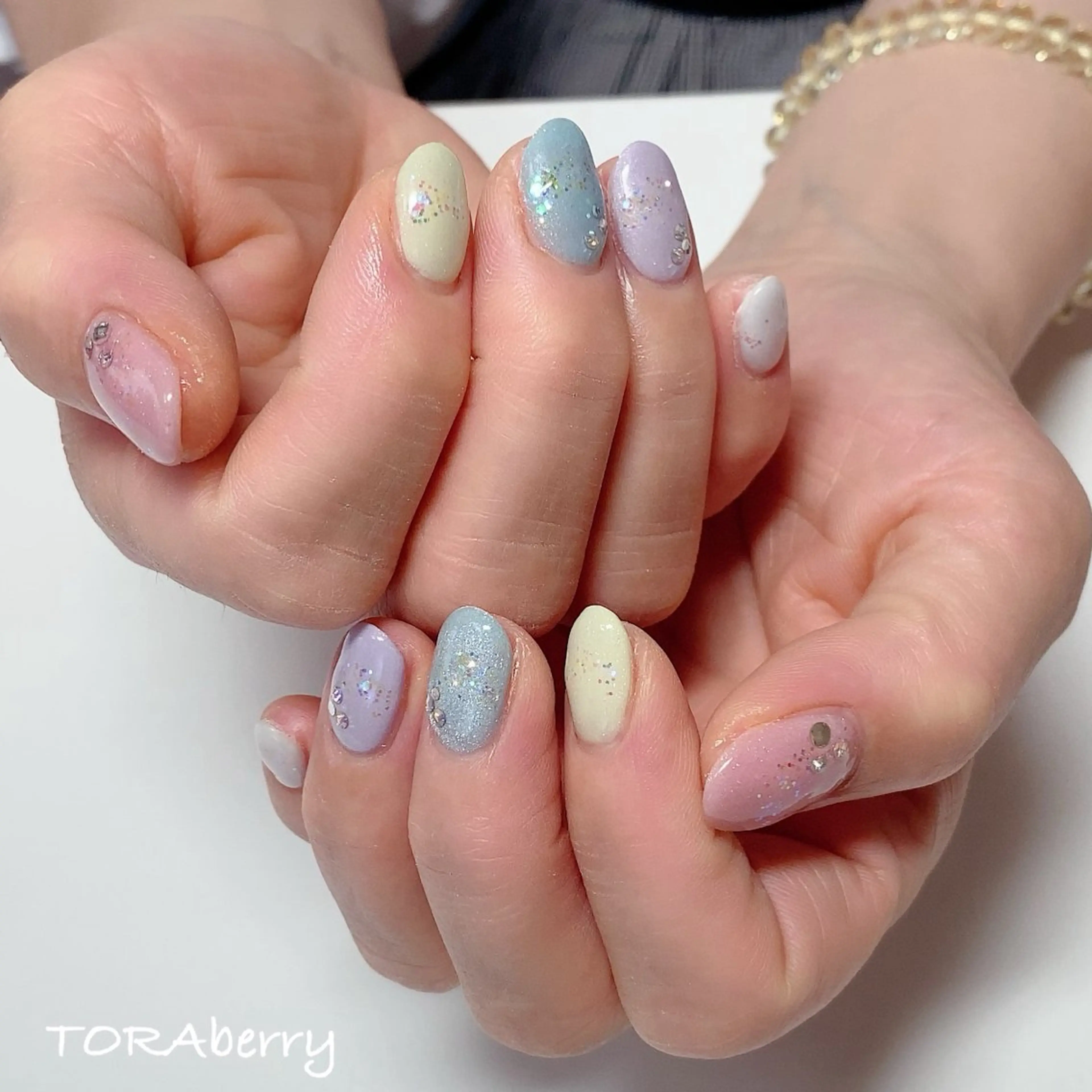 ネイル ハンドネイル ネイリスト なつみのネイルデザイン