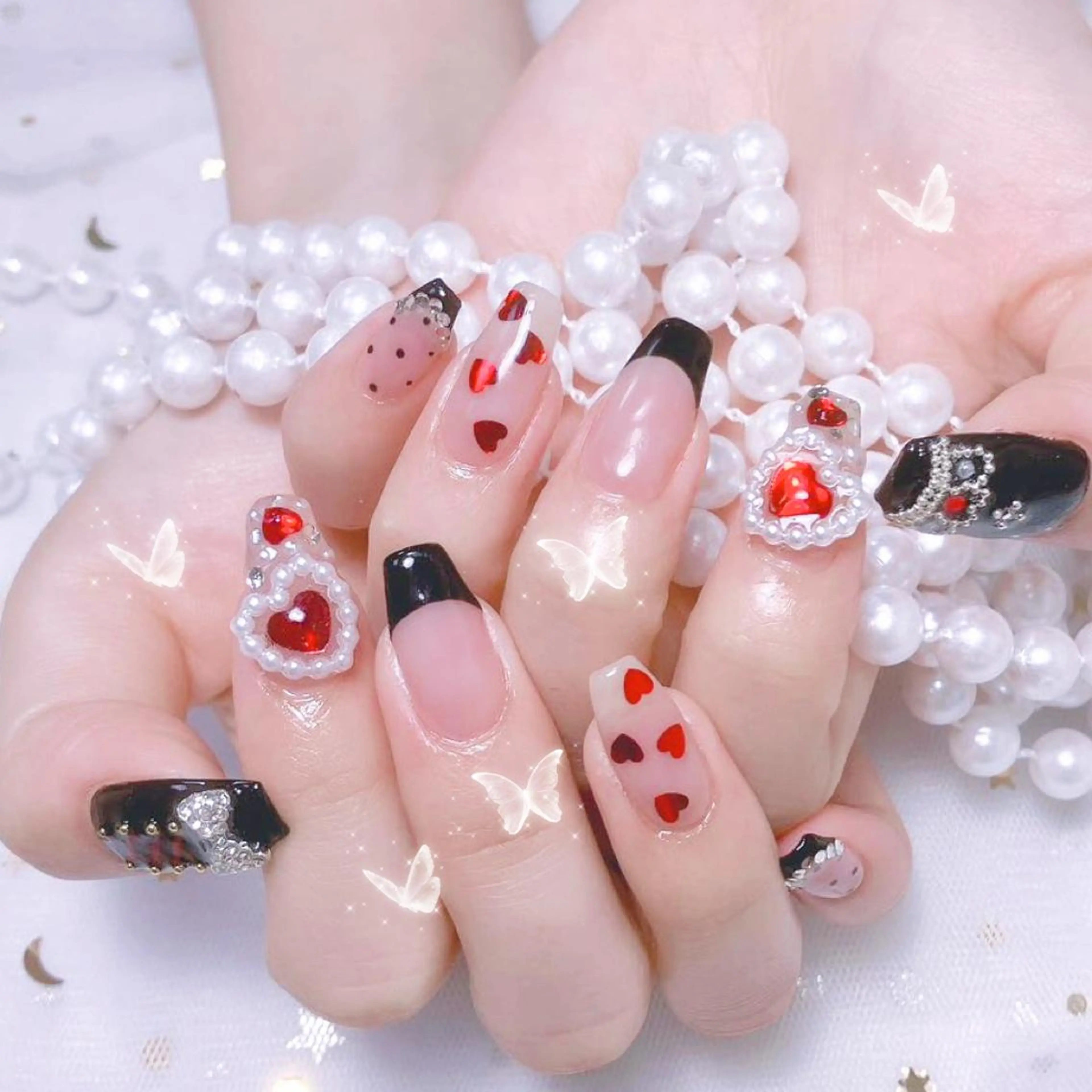 ネイル queens nailsalonのネイルデザイン