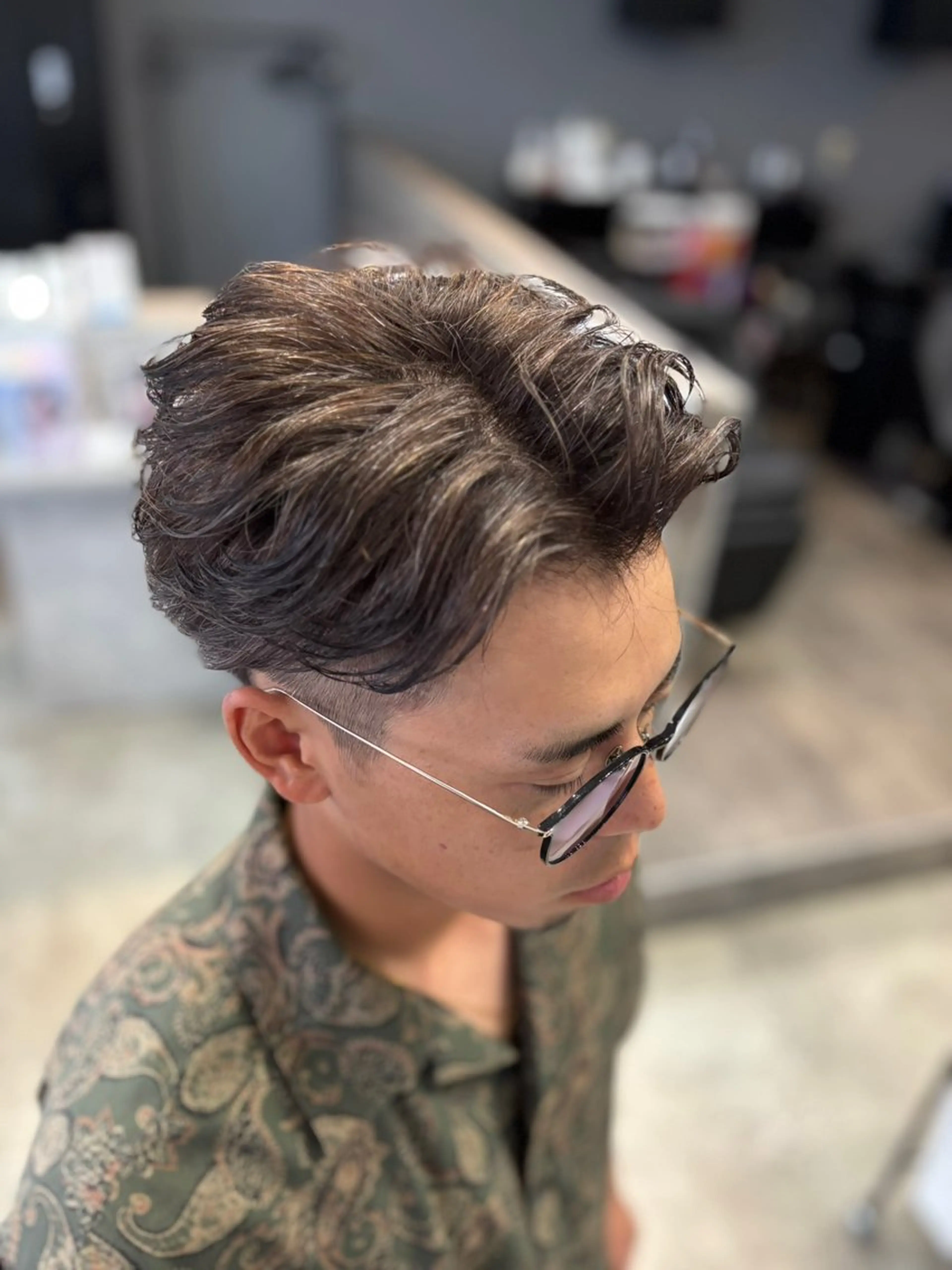 メンズ メンズハイライト カット ヘアカラー ✂︎GLITTER ✂︎東ヶ崎 湧✂︎のヘアスタイル