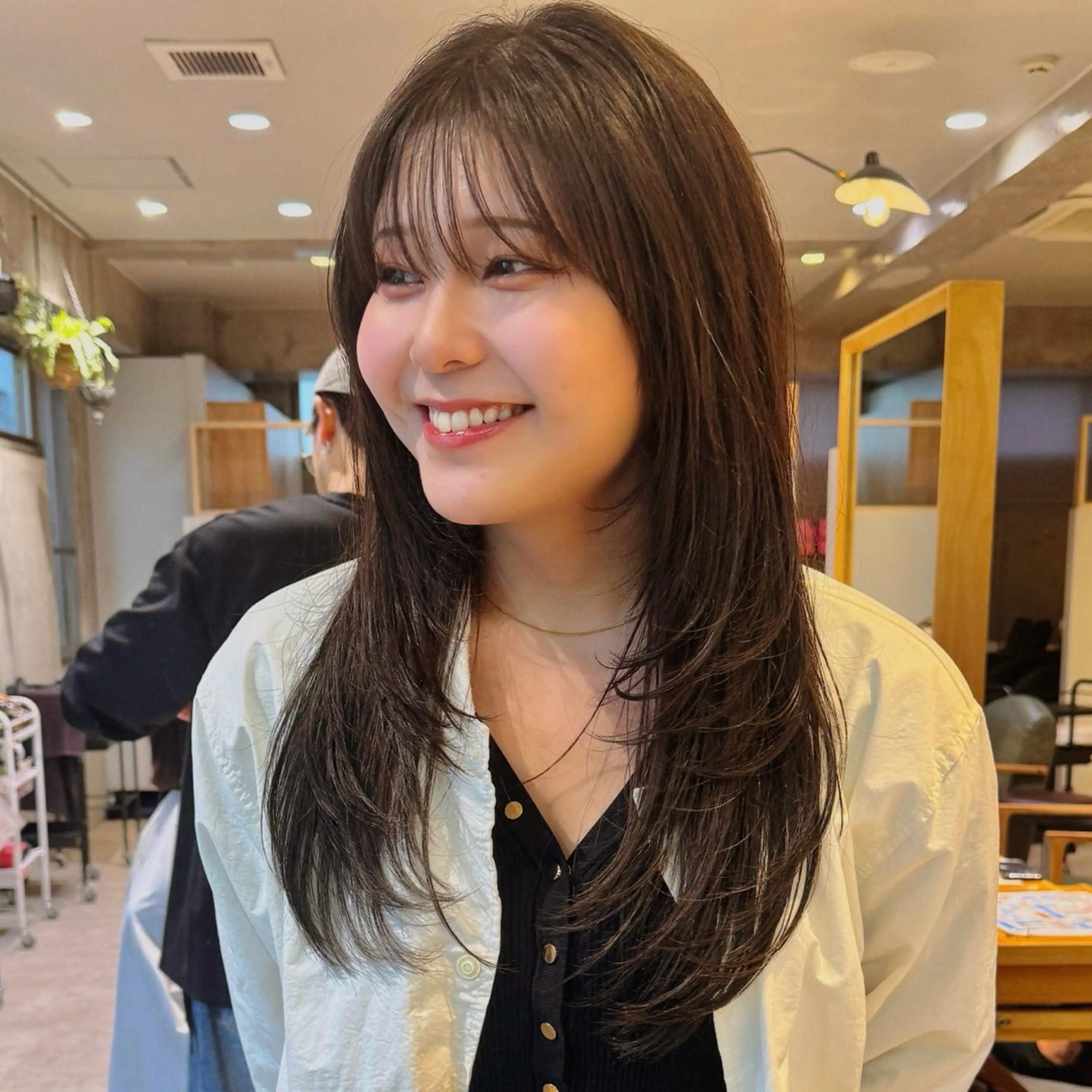 ロング ダン/メンズ/ 顔周り×透明感カラーのヘアスタイル