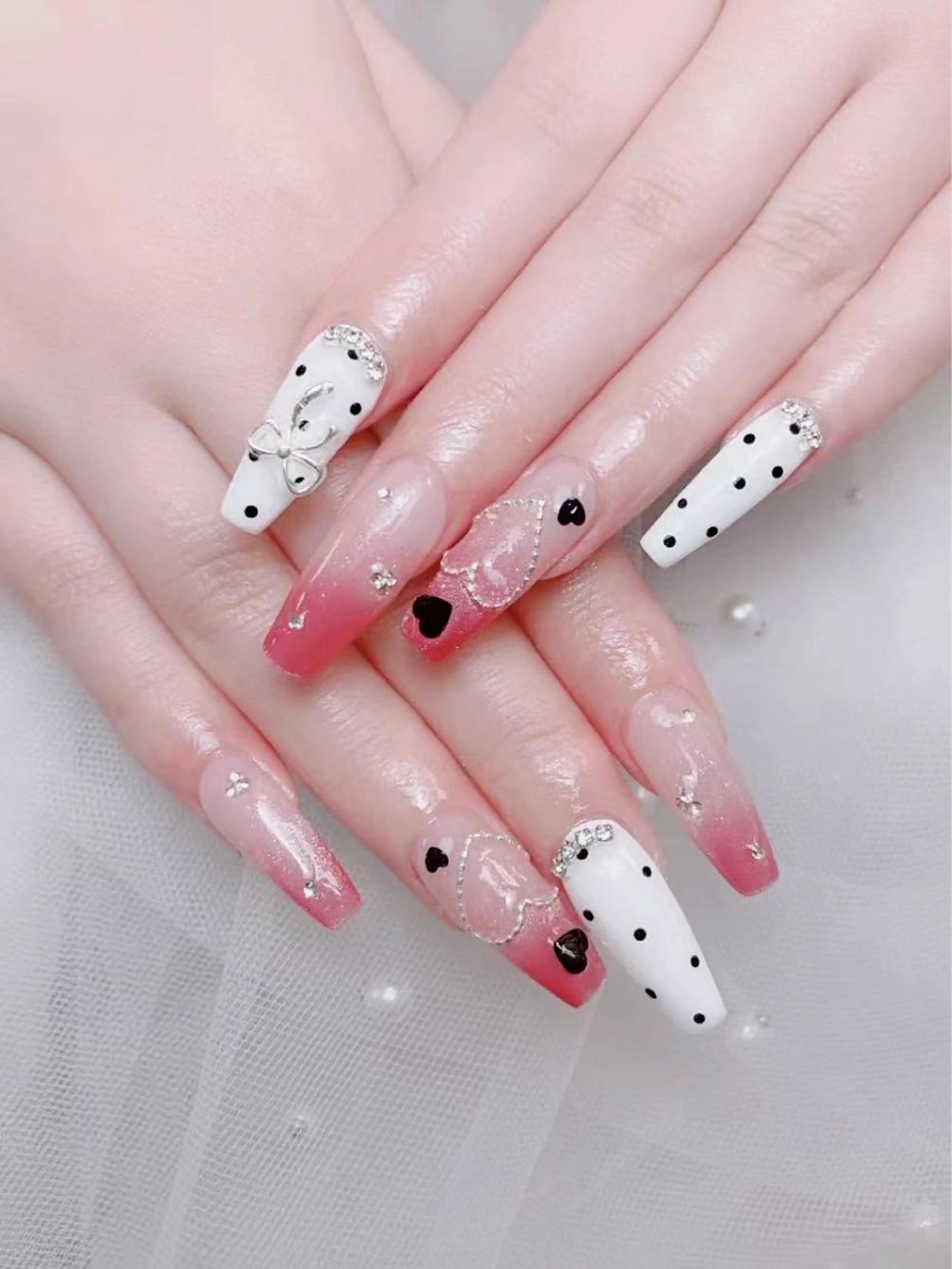 ネイル チョウ チョウのネイルデザイン