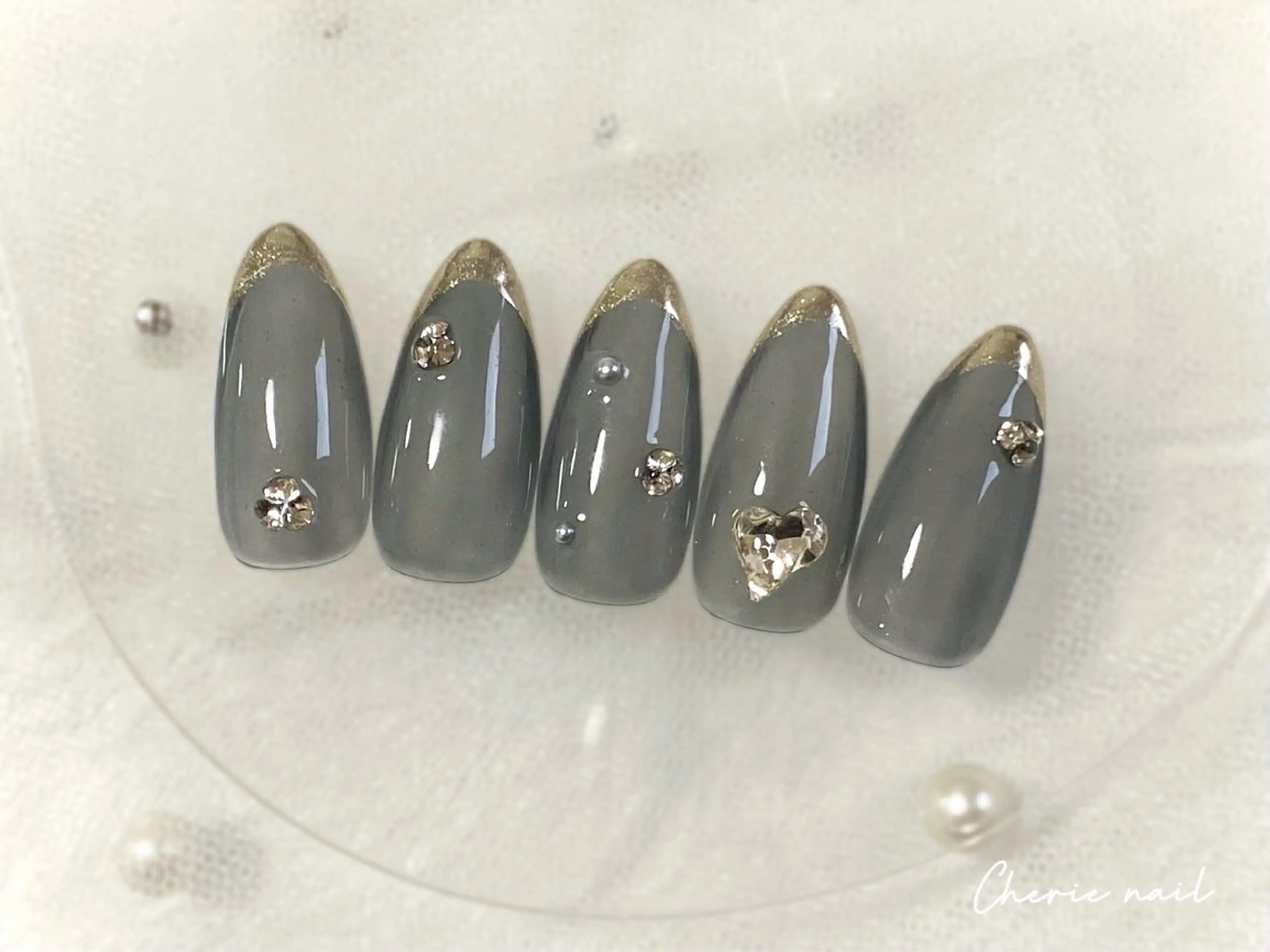 ネイル フレンチネイル ジェルネイル ハート ミラーネイル Cherienail yunaのネイルデザイン