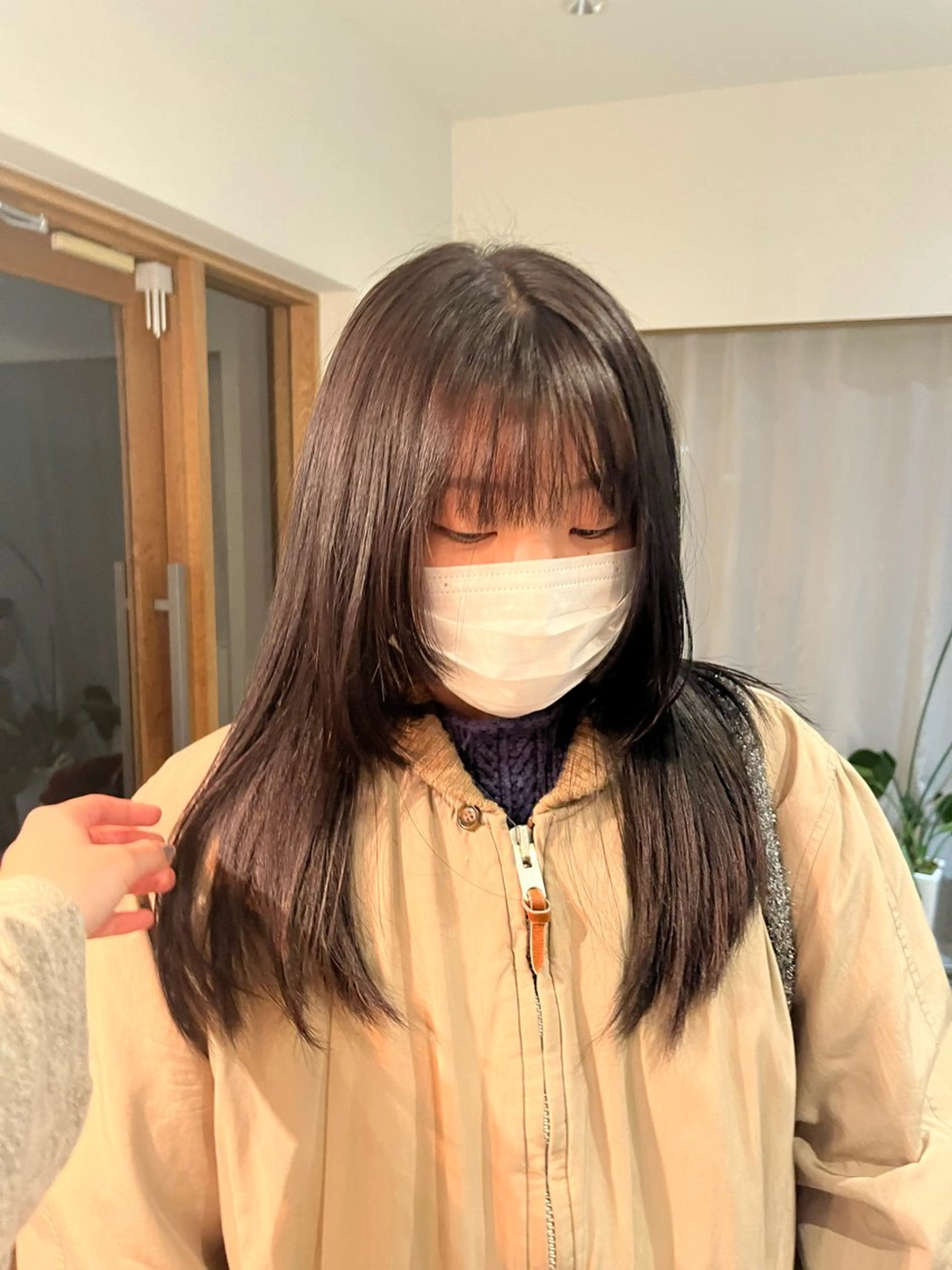 カラー YUI／レイヤー カット/透明感カラーのヘアスタイル