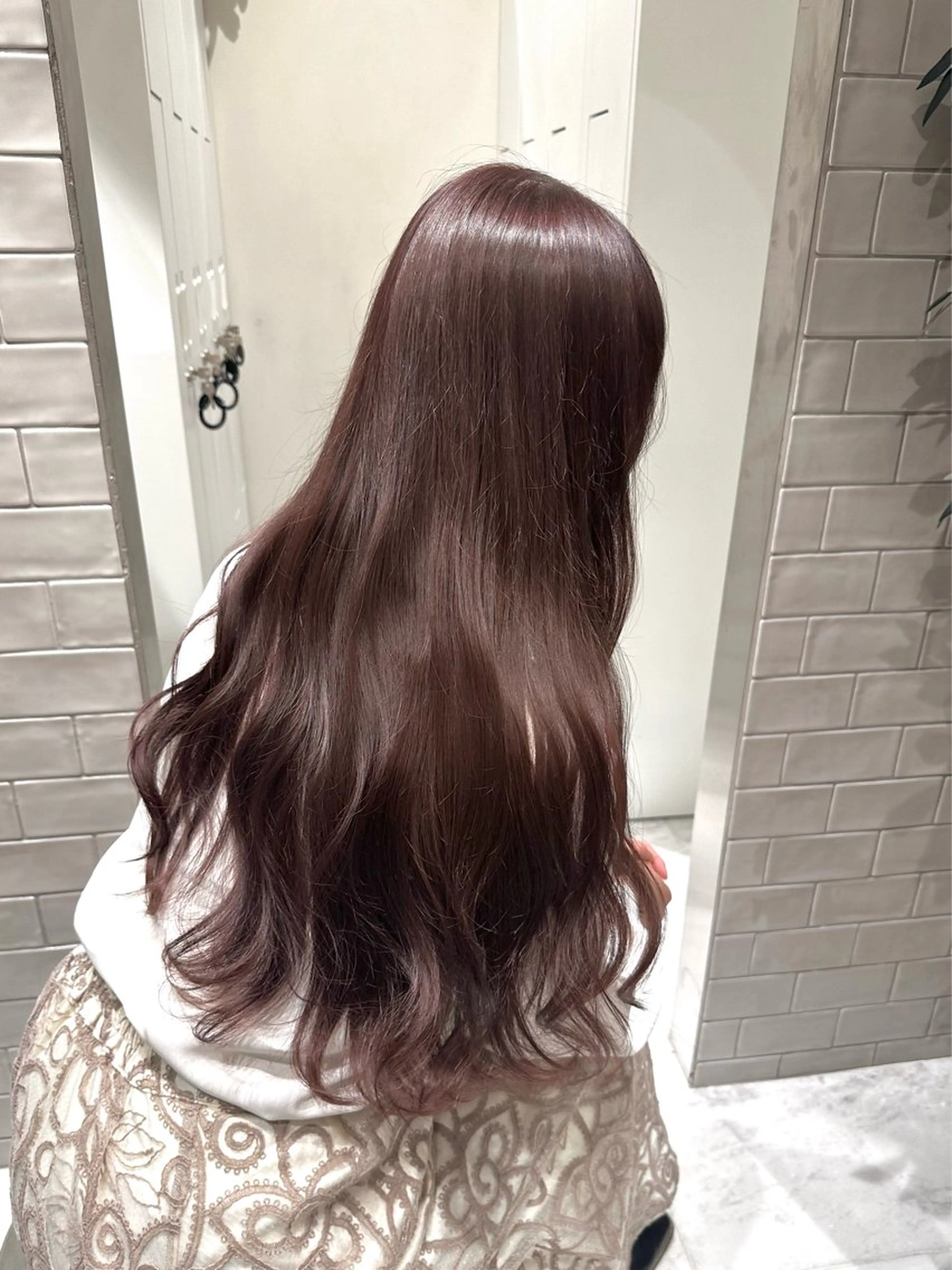 ロング カラー ブリーチ ブラウンカラー ブリーチなしカラー カット ヘアカラー トリートメント LUMO所属・矢野 晃平のヘアスタイル