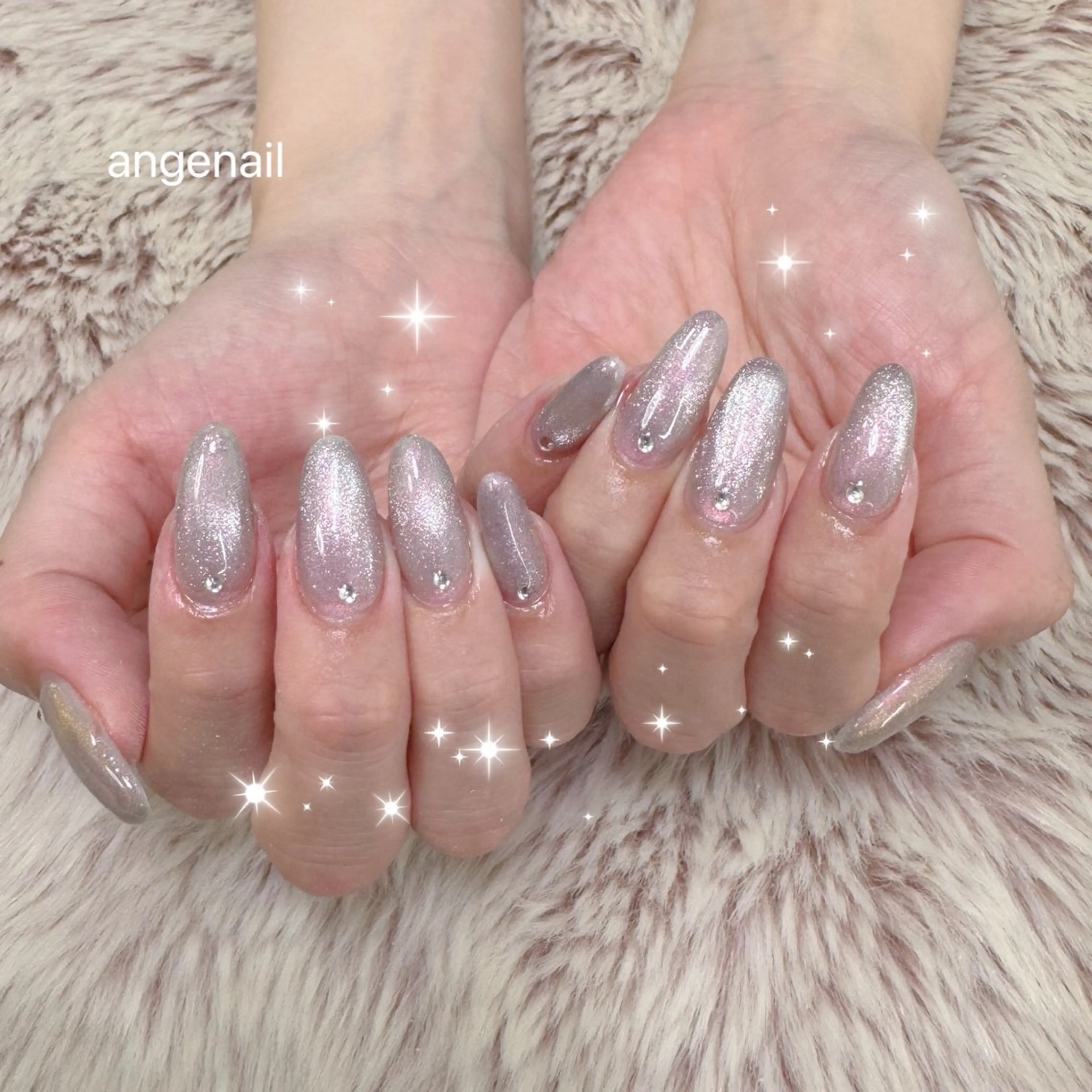 ネイル ハンドネイル オーナーネイリスト MAKIのネイルデザイン