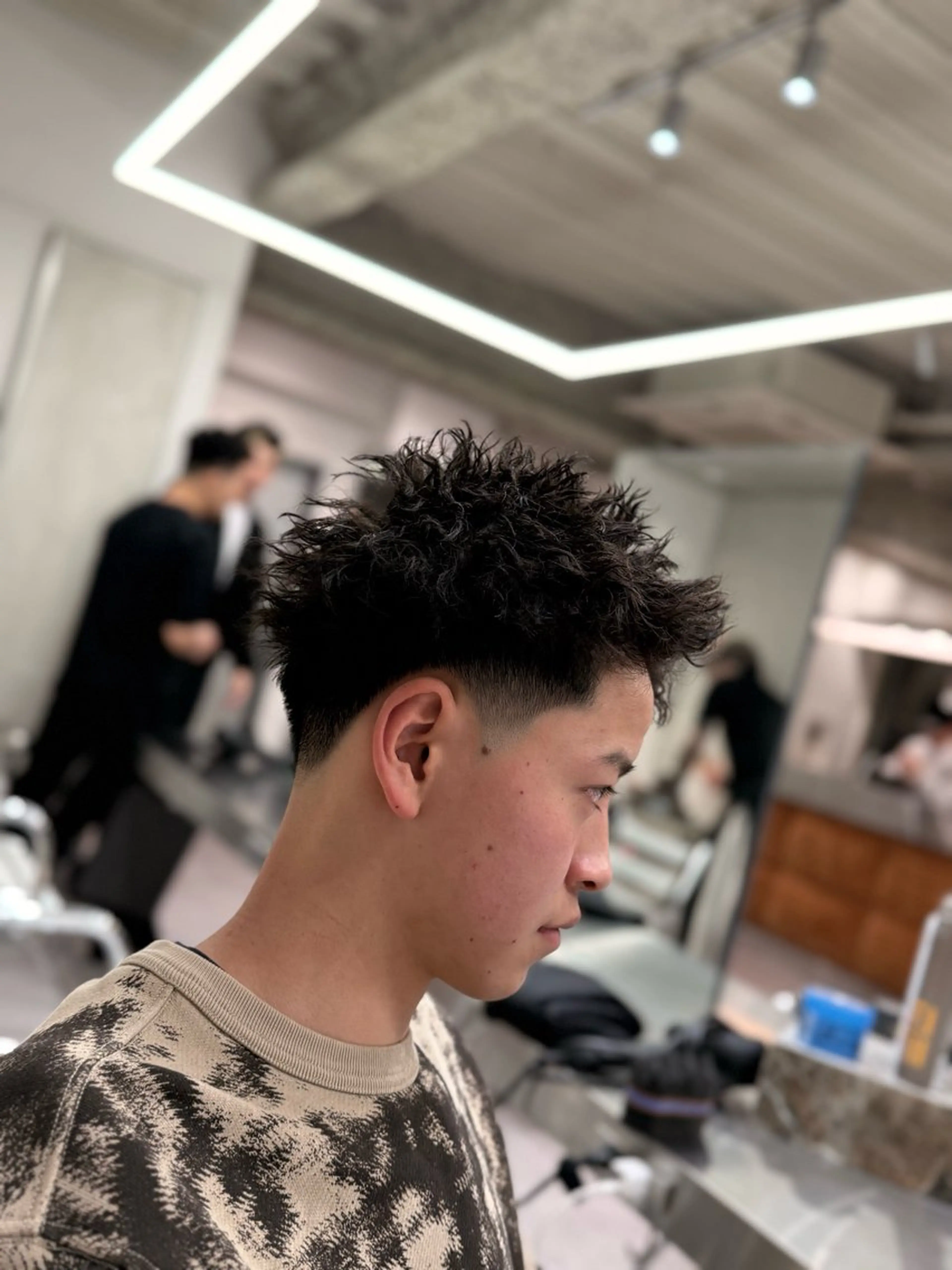 ショート パーマ メンズ フェードカット メンズパーマ スパイラルパーマ カット パーマ トリートメント MEN’S SALON HAVANA所属・渋谷/メンズパーマ /フェード/千尋のヘアスタイル