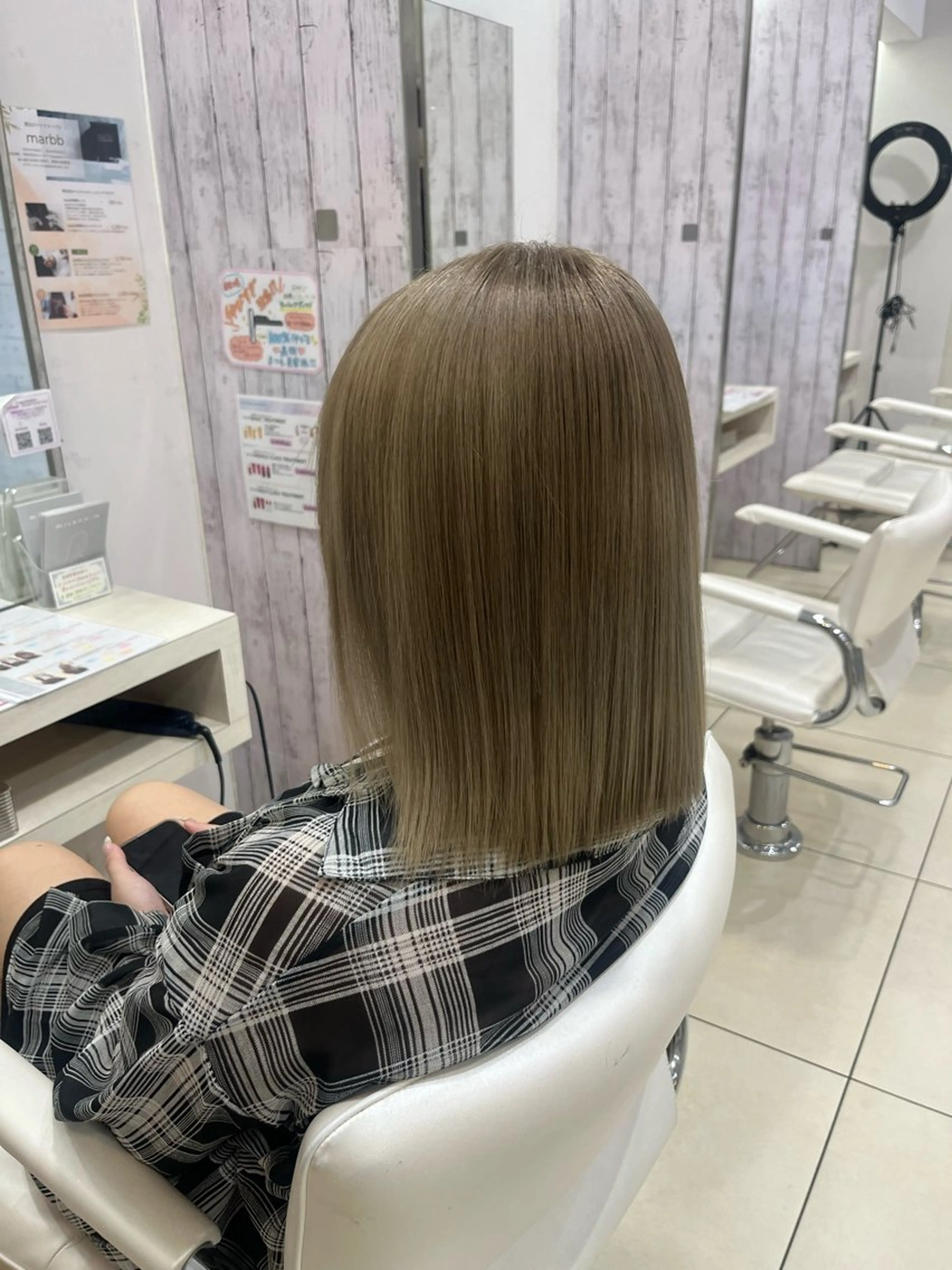 ミディアム カラー ダブルカラー カット ヘアカラー 🤎ベージュカラー/ 髪質改善/山岸🤎のヘアスタイル