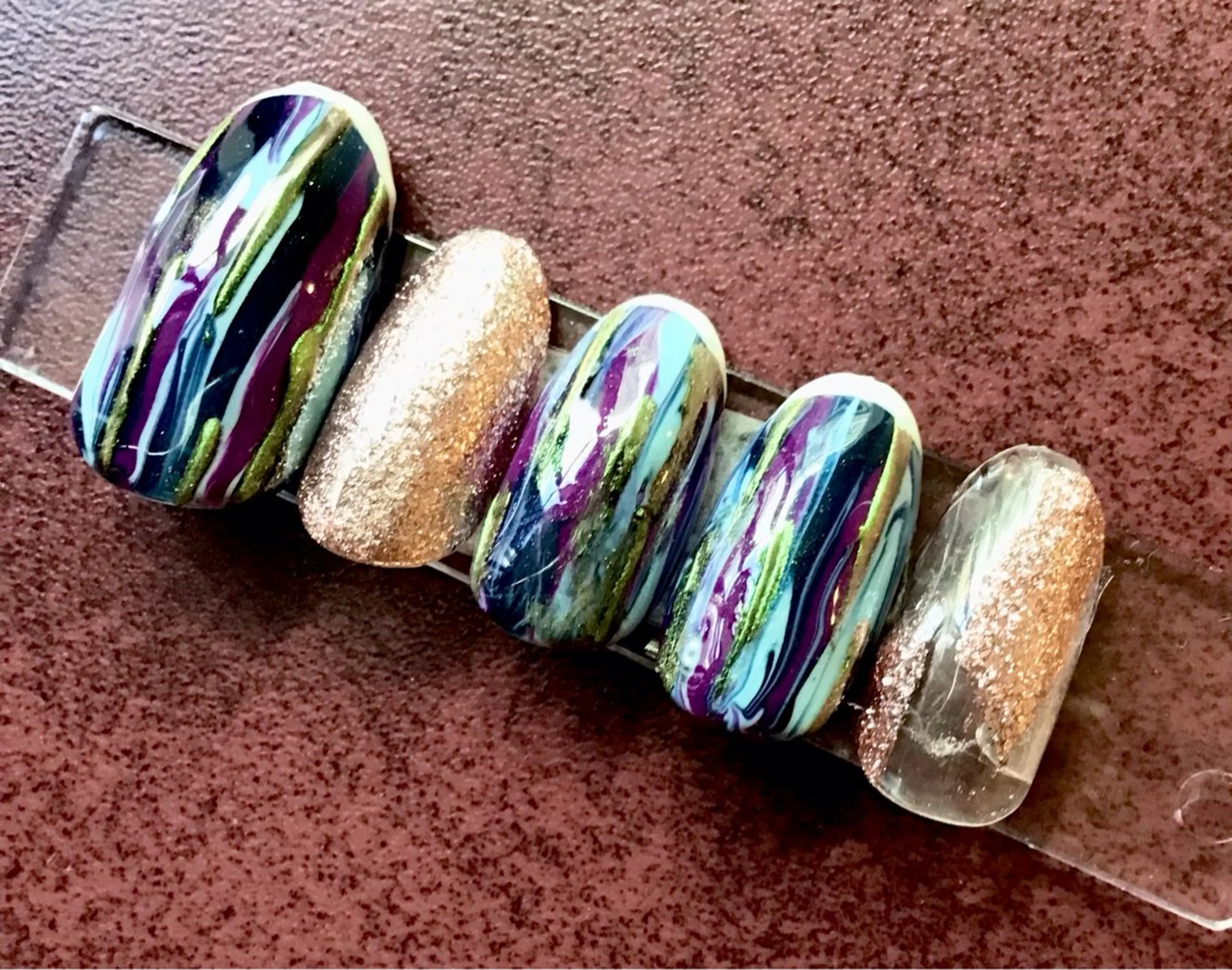 ネイル Roger 舞のネイルデザイン