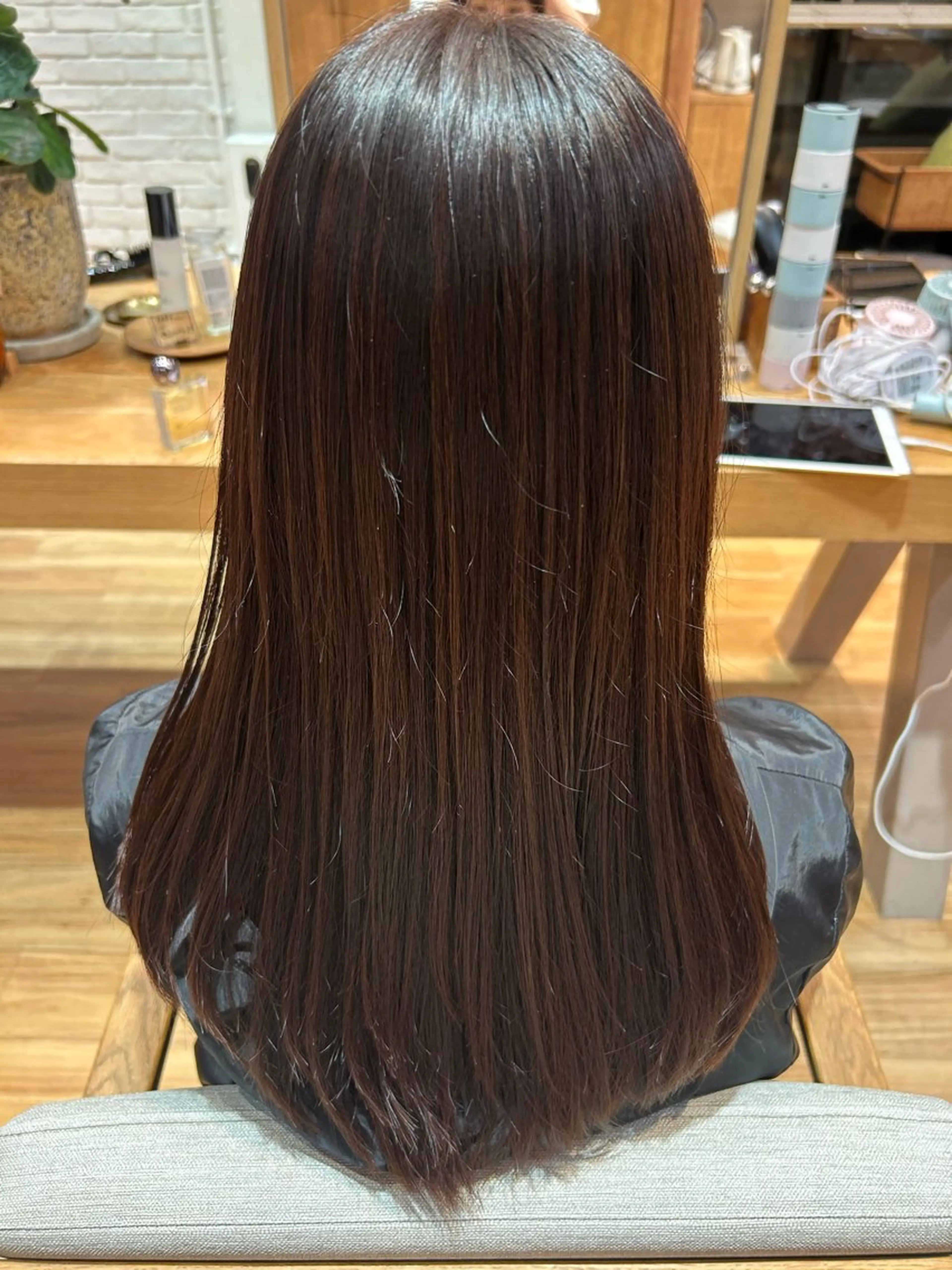 ロング カラー 佐藤 かののヘアスタイル