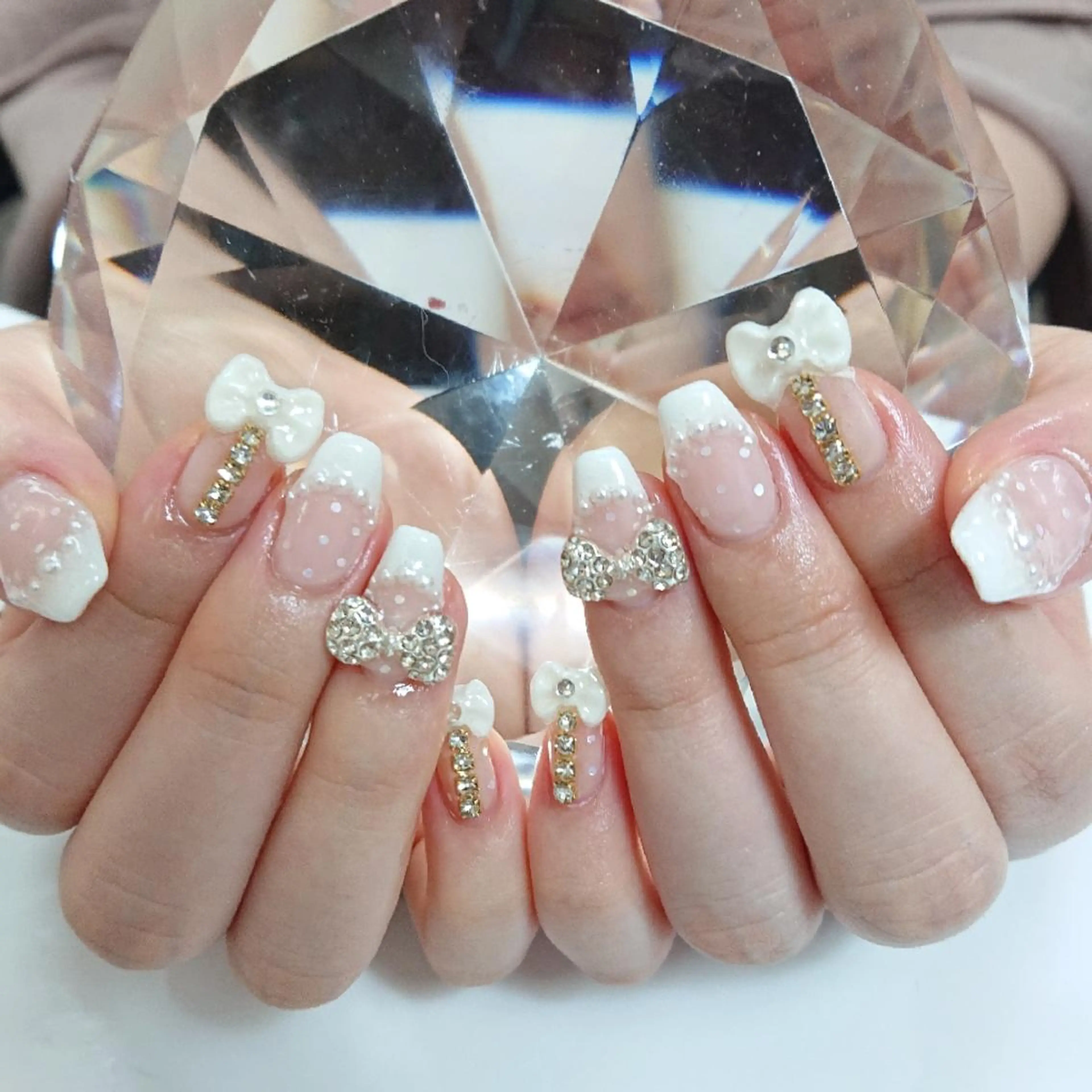 ネイル リボン Coco Girlsのネイルデザイン