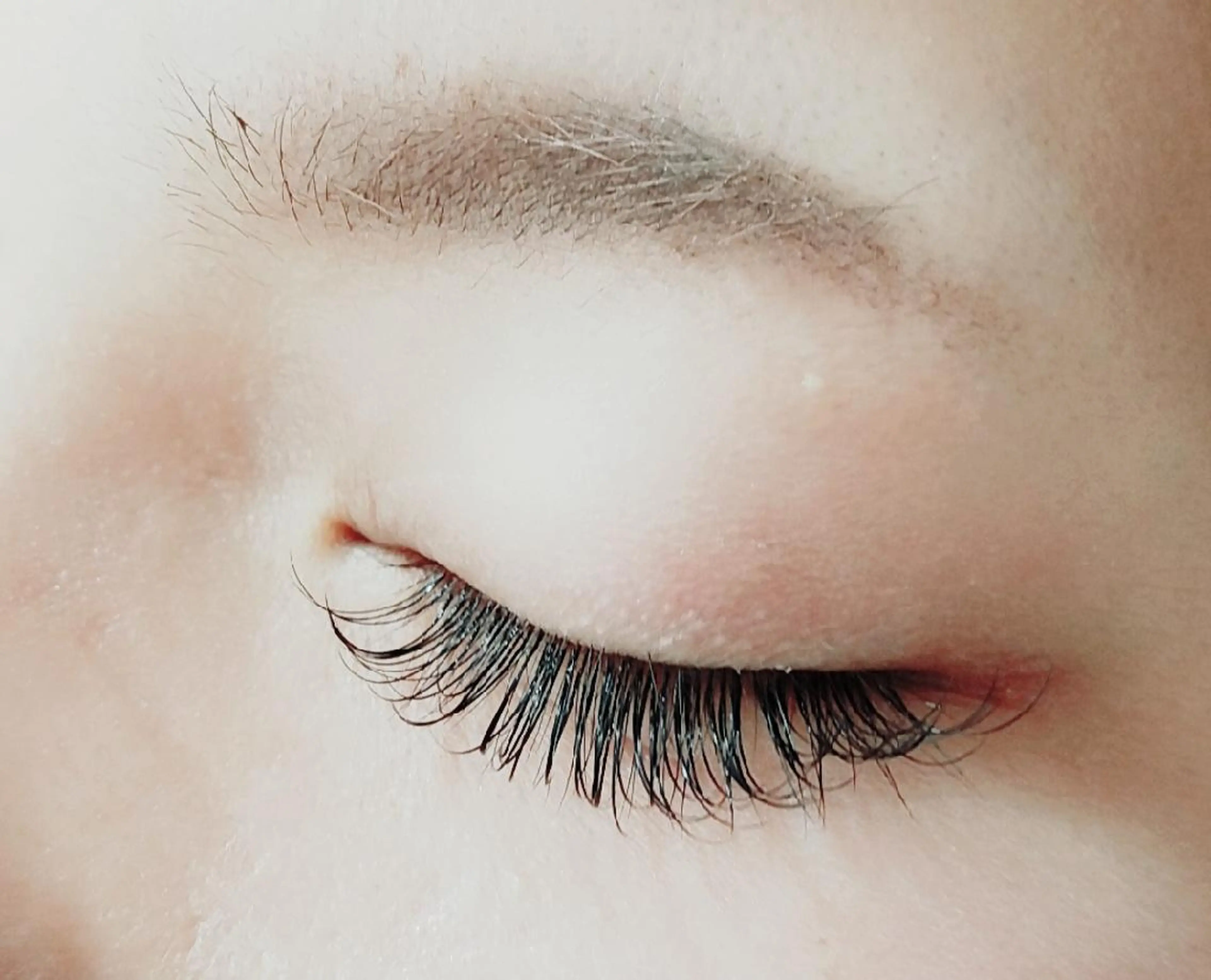 LEDエクステ140本オフ無料【+550円ダブルフラット変更可能】の写真