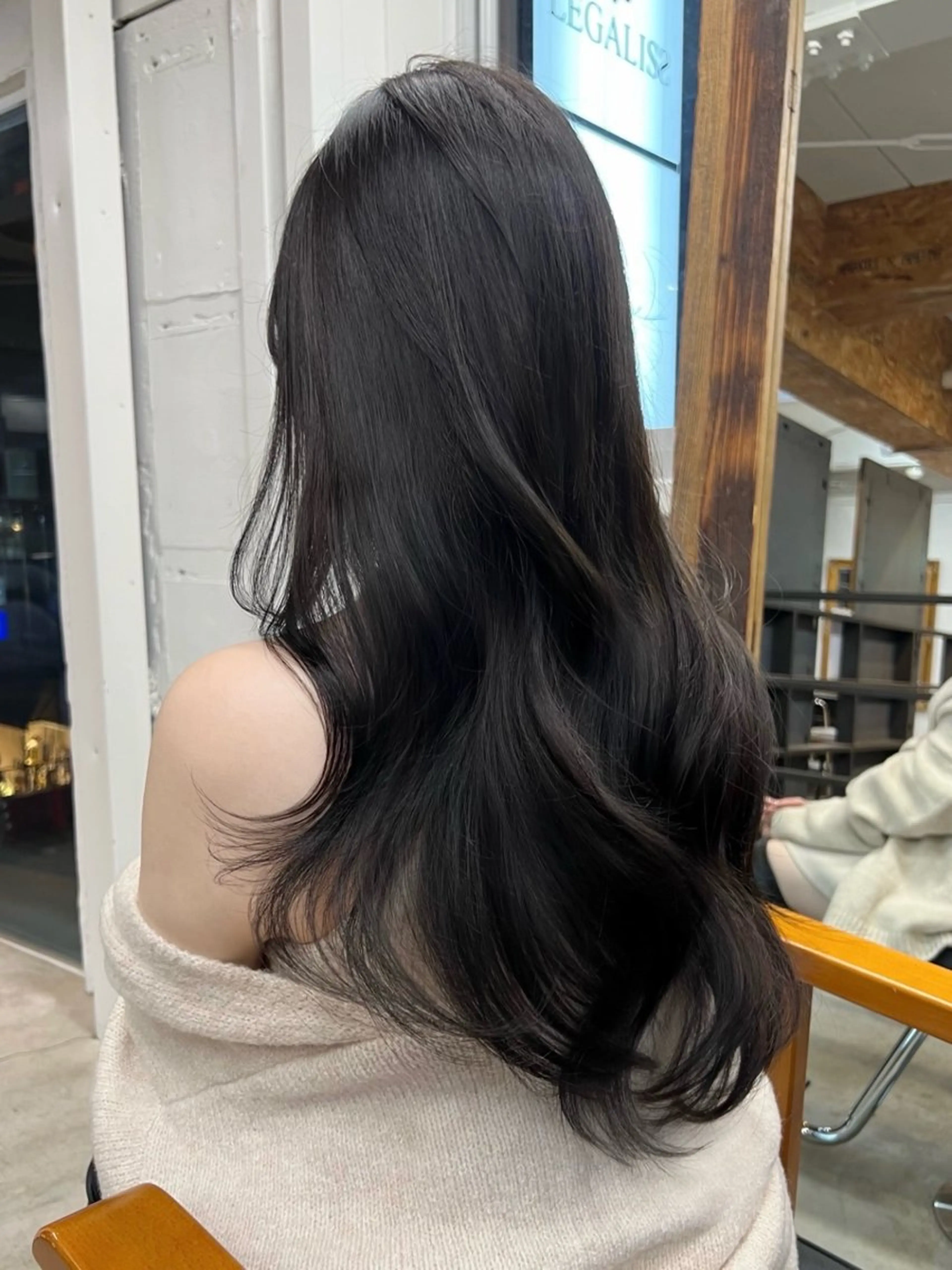 ロング YUI / LbyHOMEのヘアスタイル