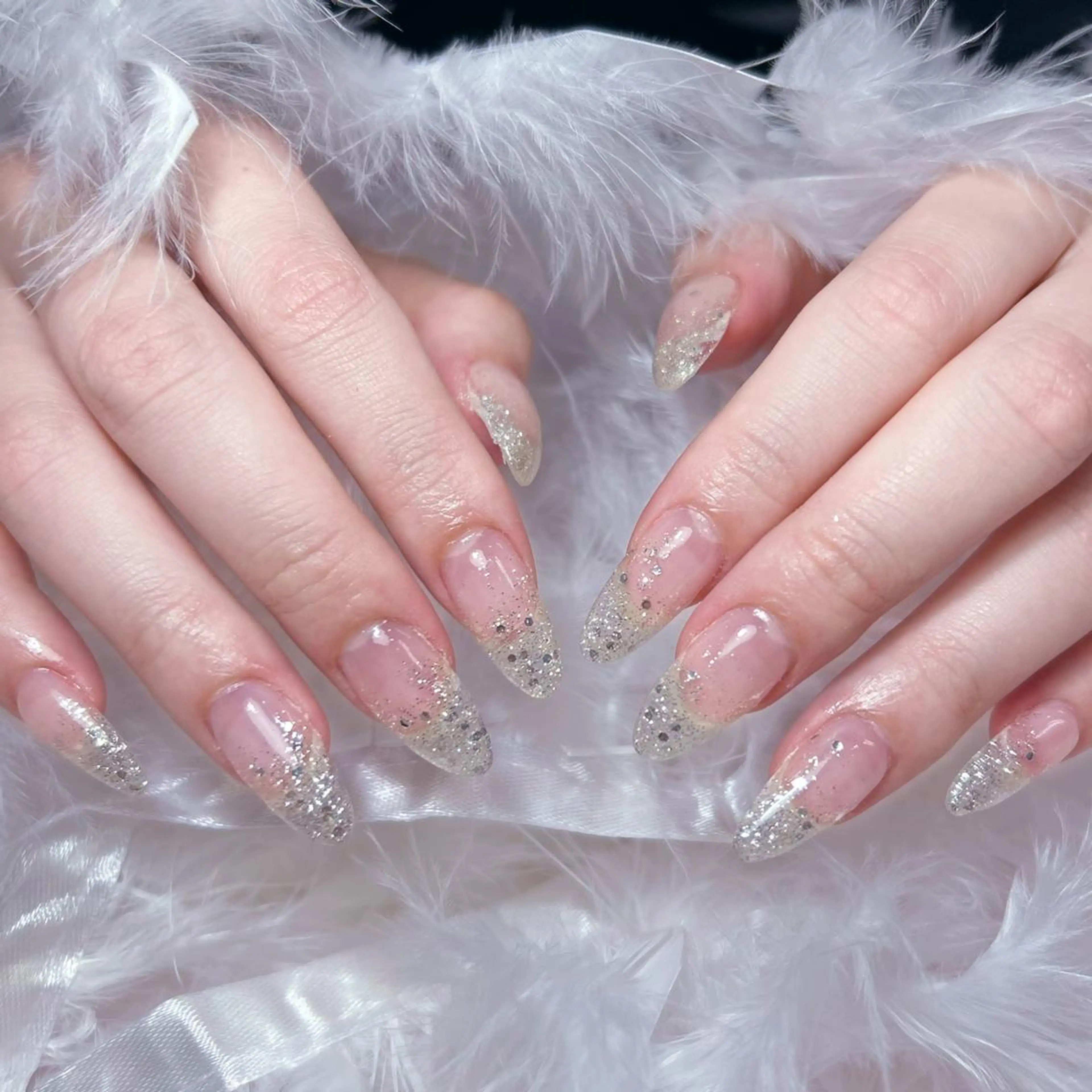 ネイル アートネイル オーロラネイル ガーリー キラキラネイル 韓国ネイル ハンドネイル DIANMOND NAIL🌸のネイルデザイン