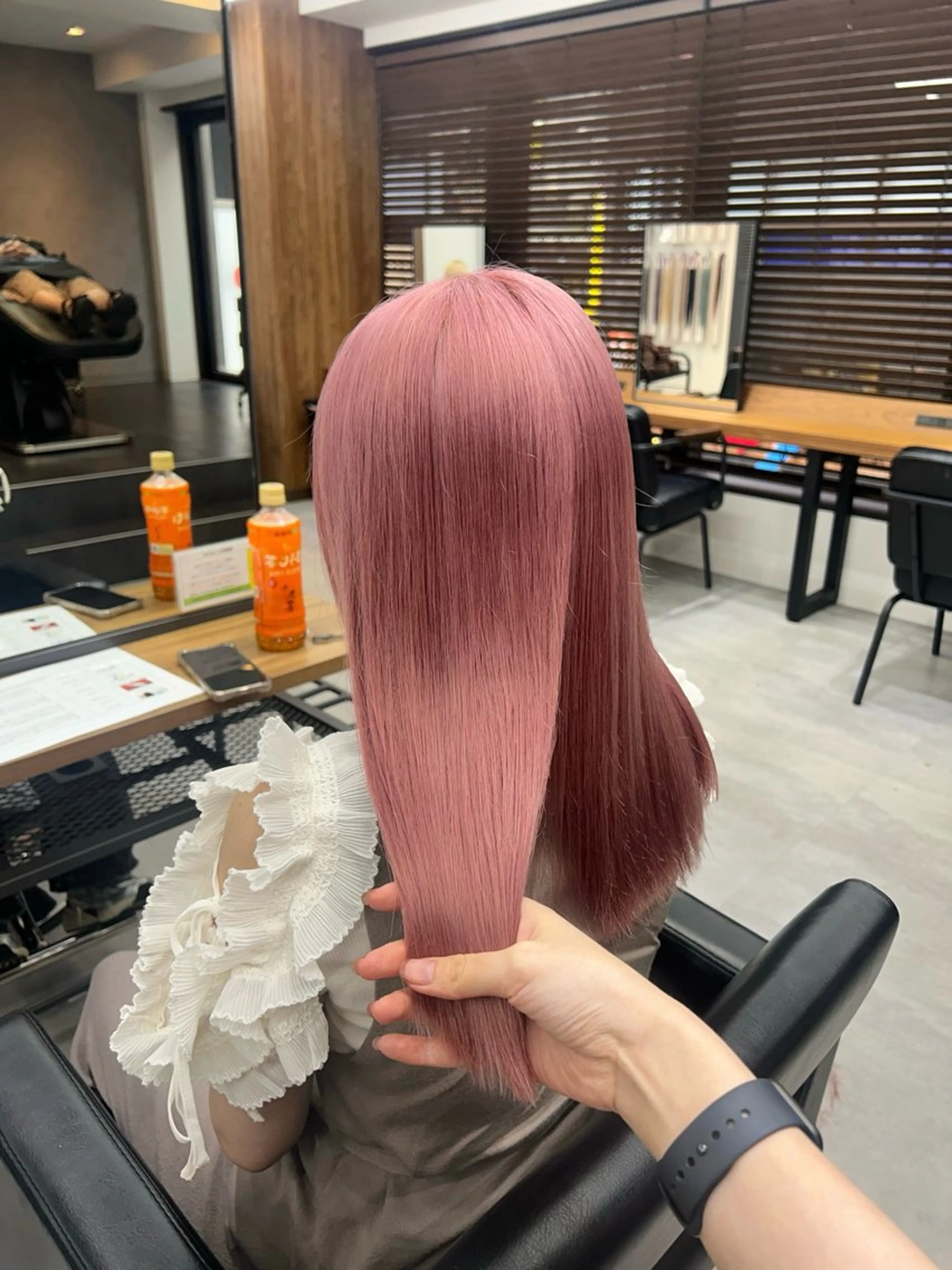 ロング カラー ブリーチ ピンクカラー ENA💗NEXT /ハイトーンエクステのヘアスタイル