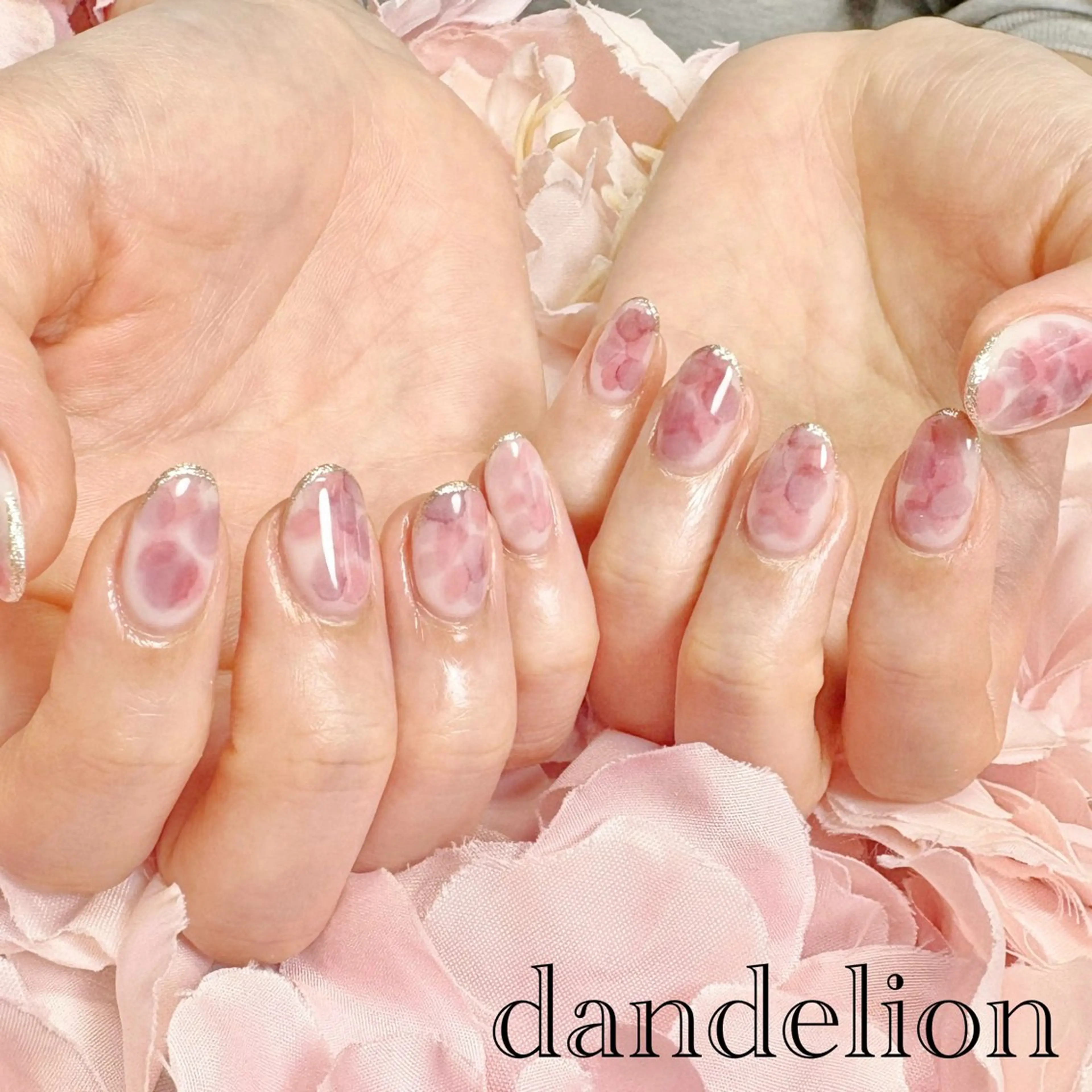 ネイル ハンドネイル ハンドケア dandelion ダンデライオンのネイルデザイン